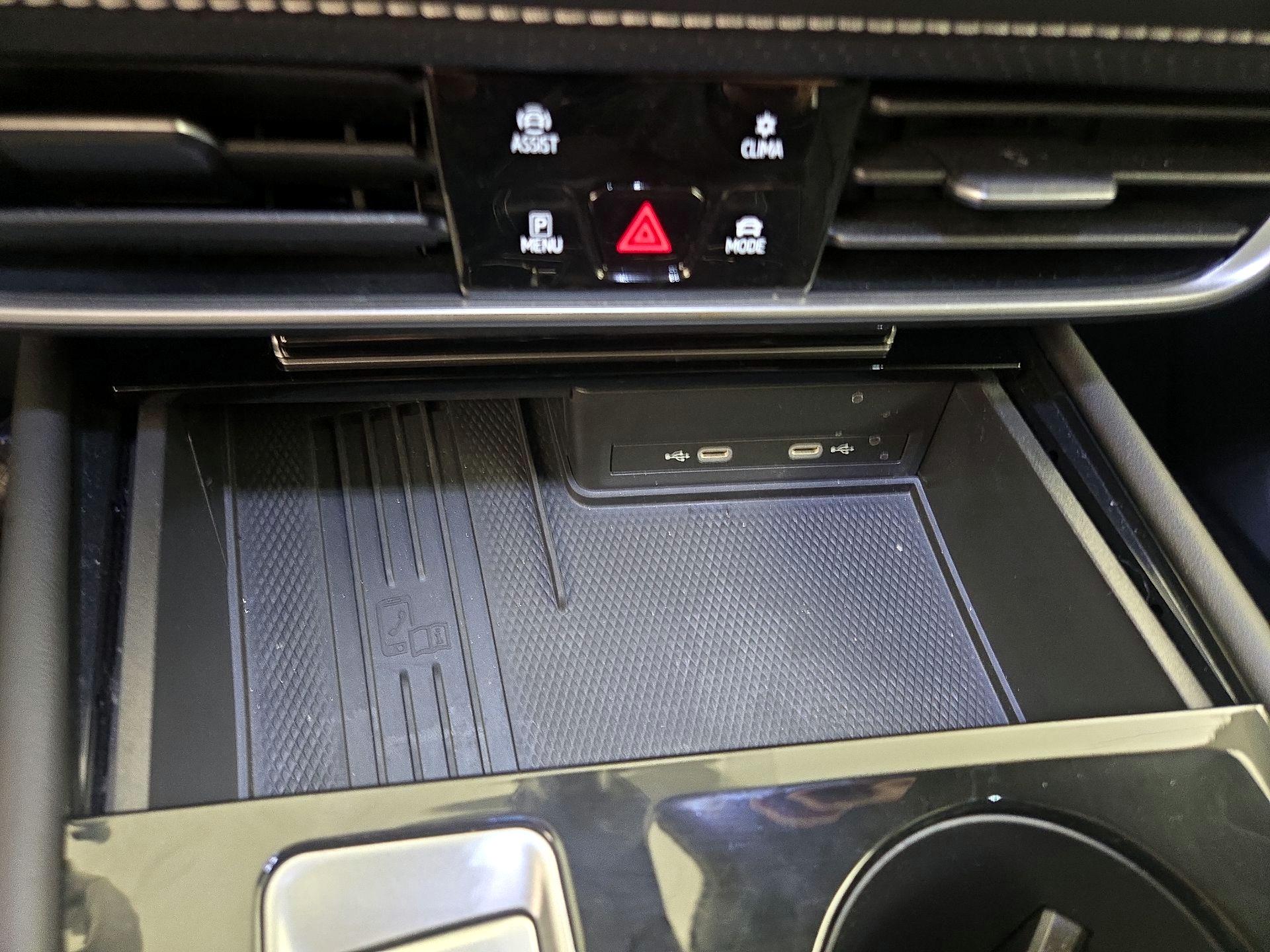 Thumbnail: 2025 Volkswagen Atlas - 18