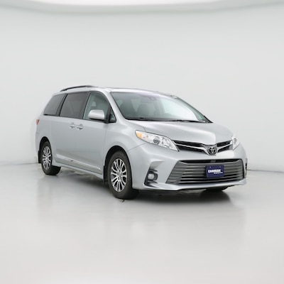 2020 Toyota Sienna XLE