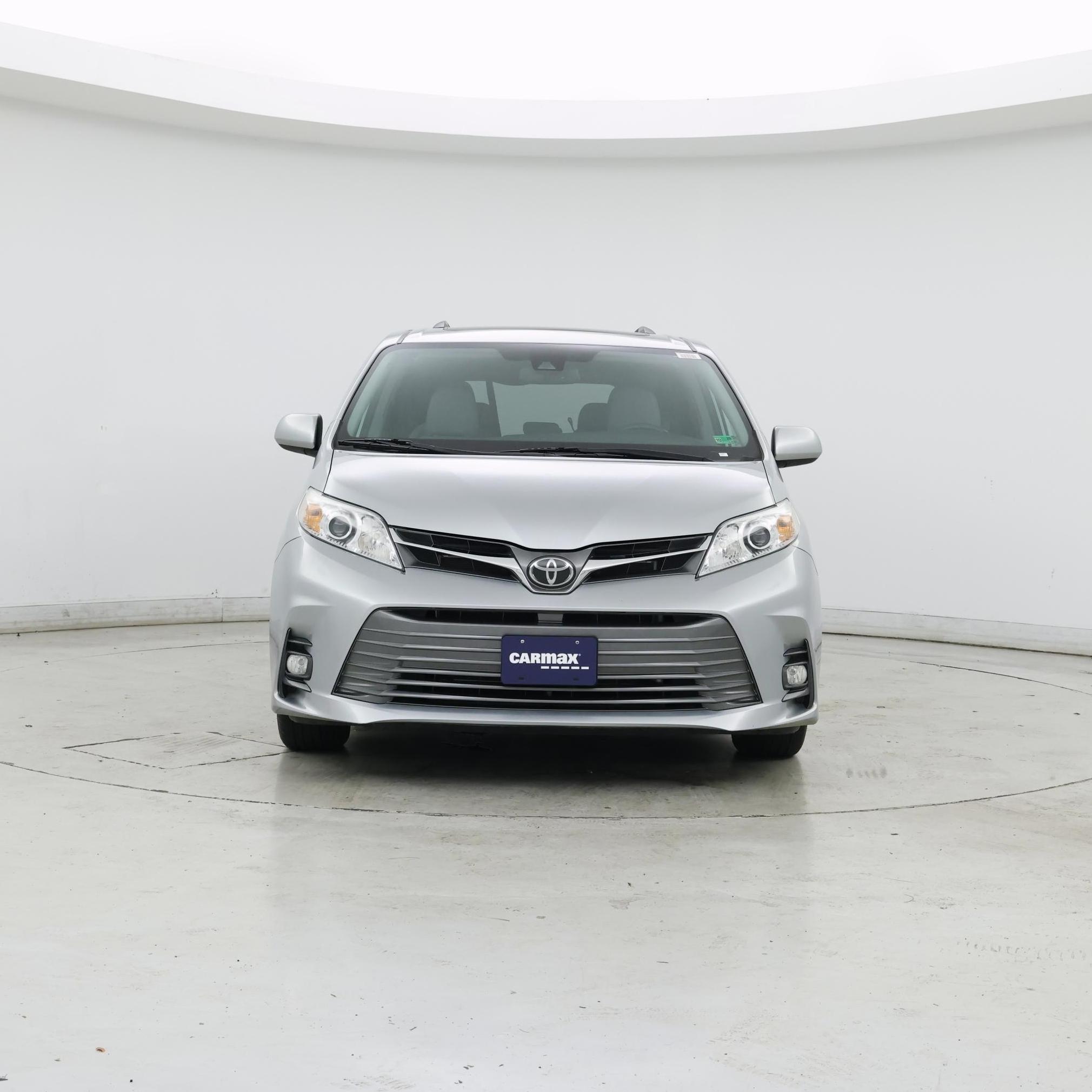 Thumbnail: 2020 Toyota Sienna - 5