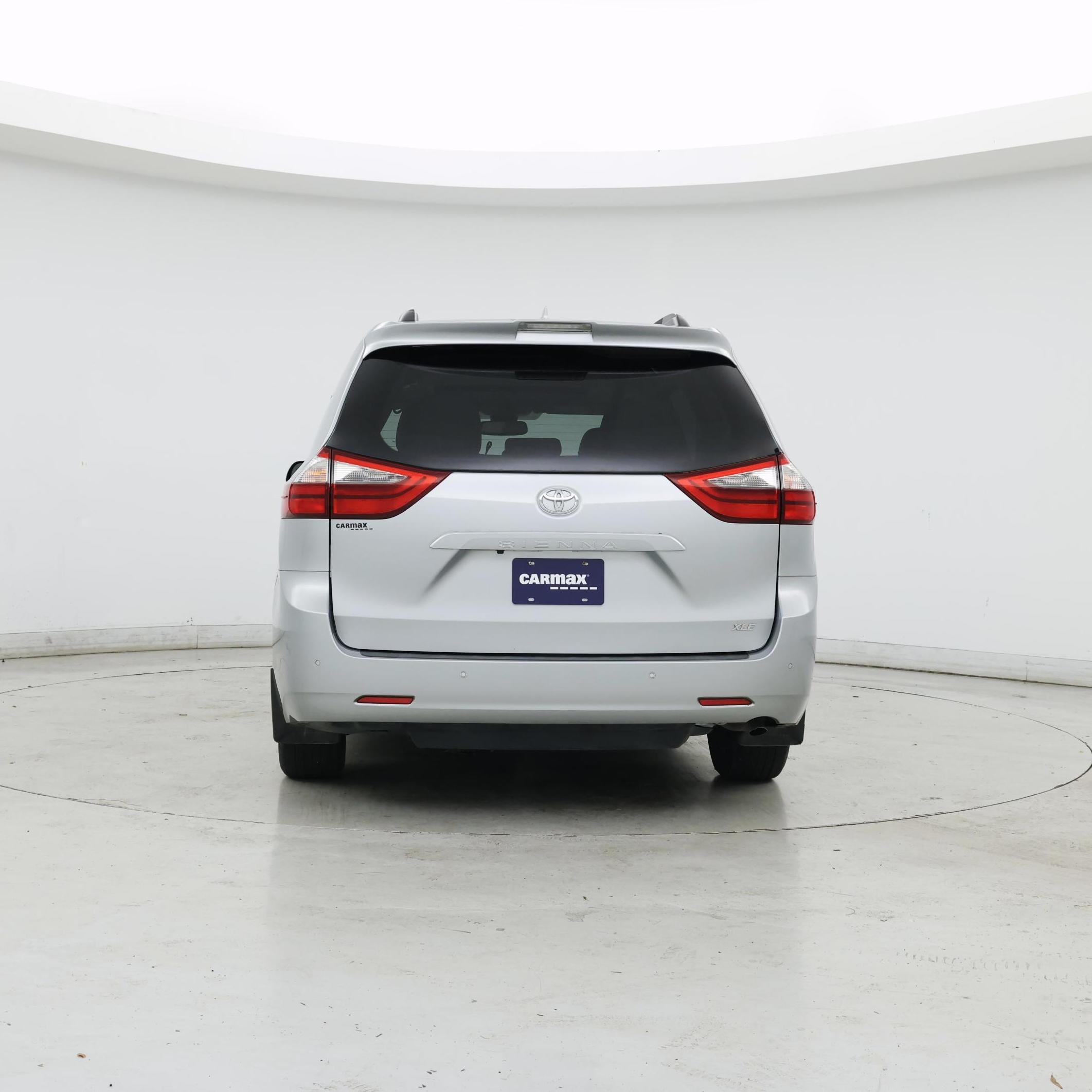 Thumbnail: 2020 Toyota Sienna - 6