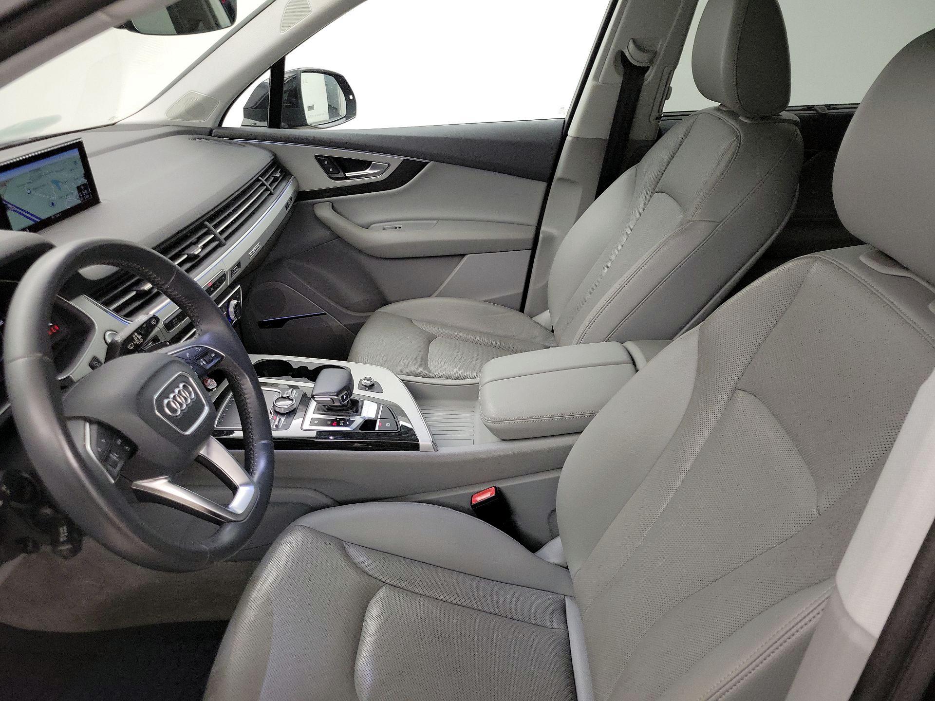 Thumbnail: 2019 Audi Q7 - 11