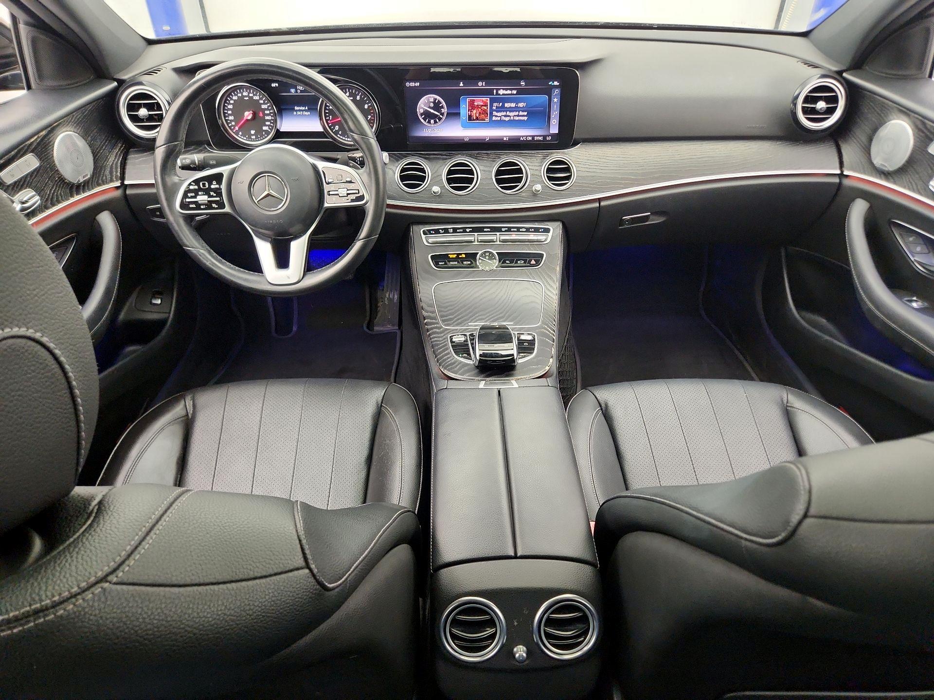 Thumbnail: 2019 Mercedes-Benz E-Class - 9