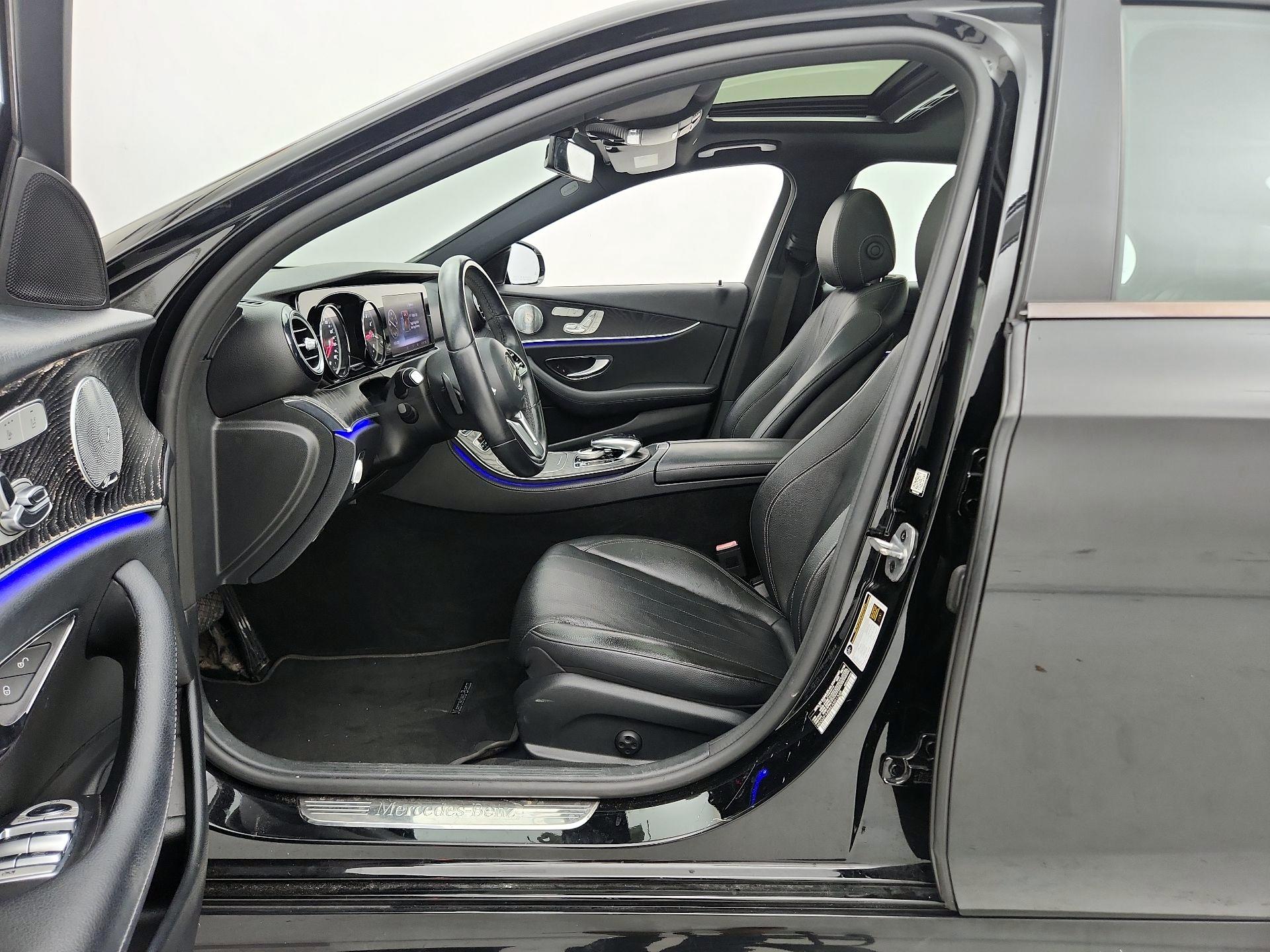 Thumbnail: 2019 Mercedes-Benz E-Class - 11