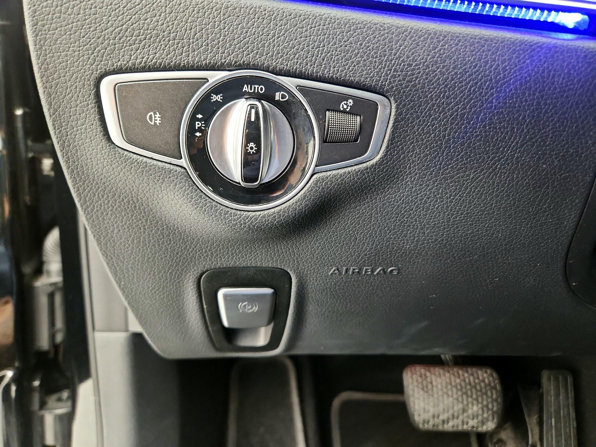 Thumbnail: 2019 Mercedes-Benz E-Class - 13