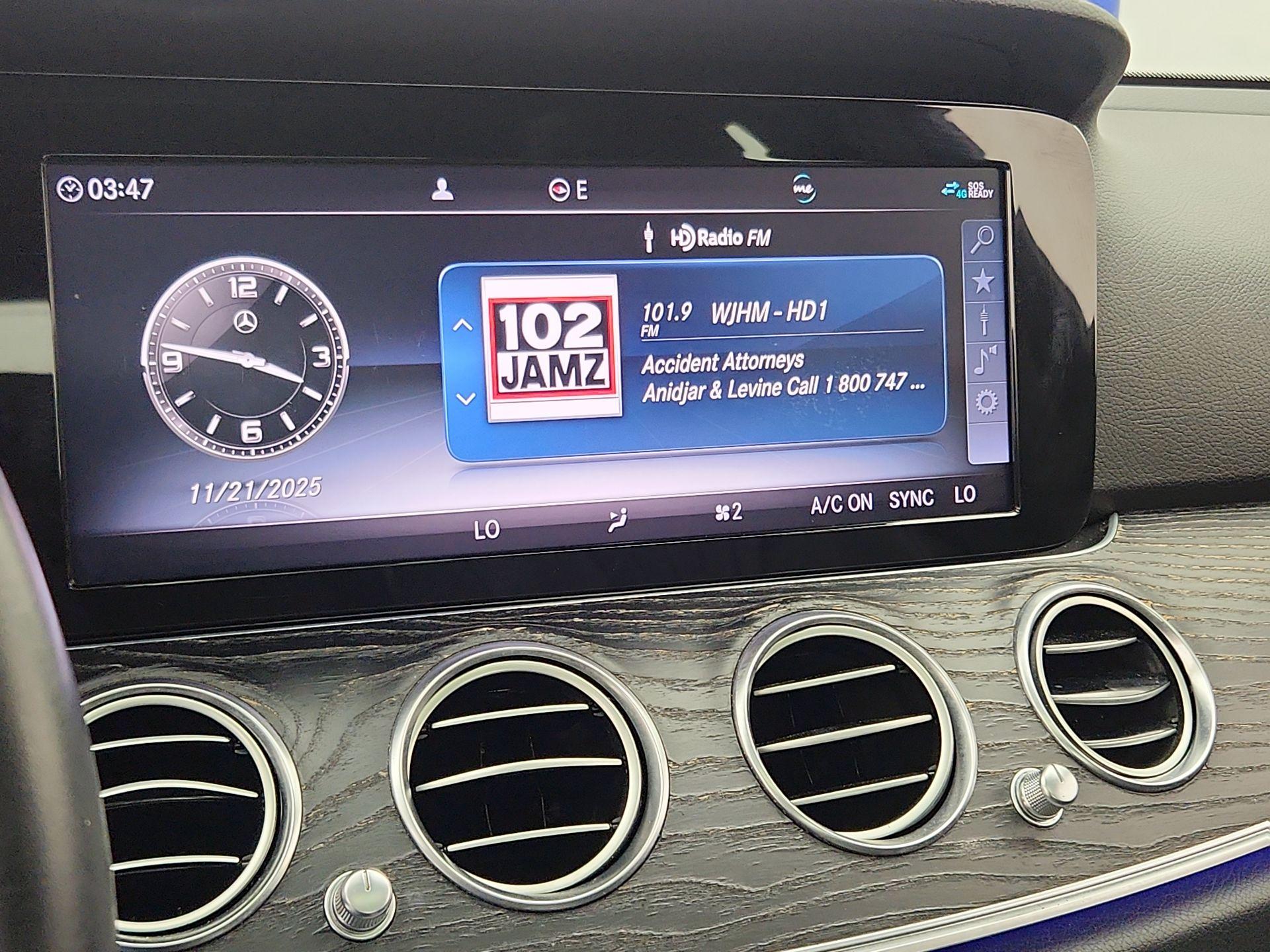 Thumbnail: 2019 Mercedes-Benz E-Class - 16