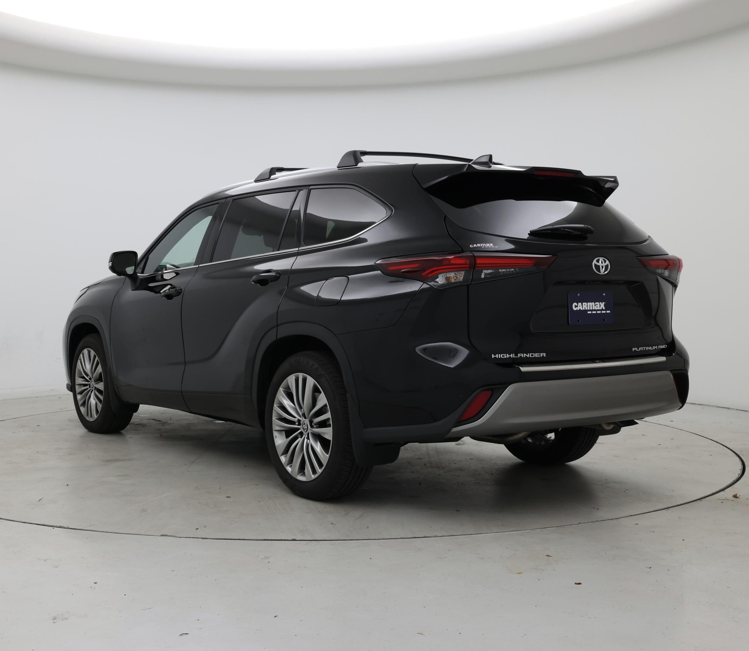Thumbnail: 2025 Toyota Highlander - 2