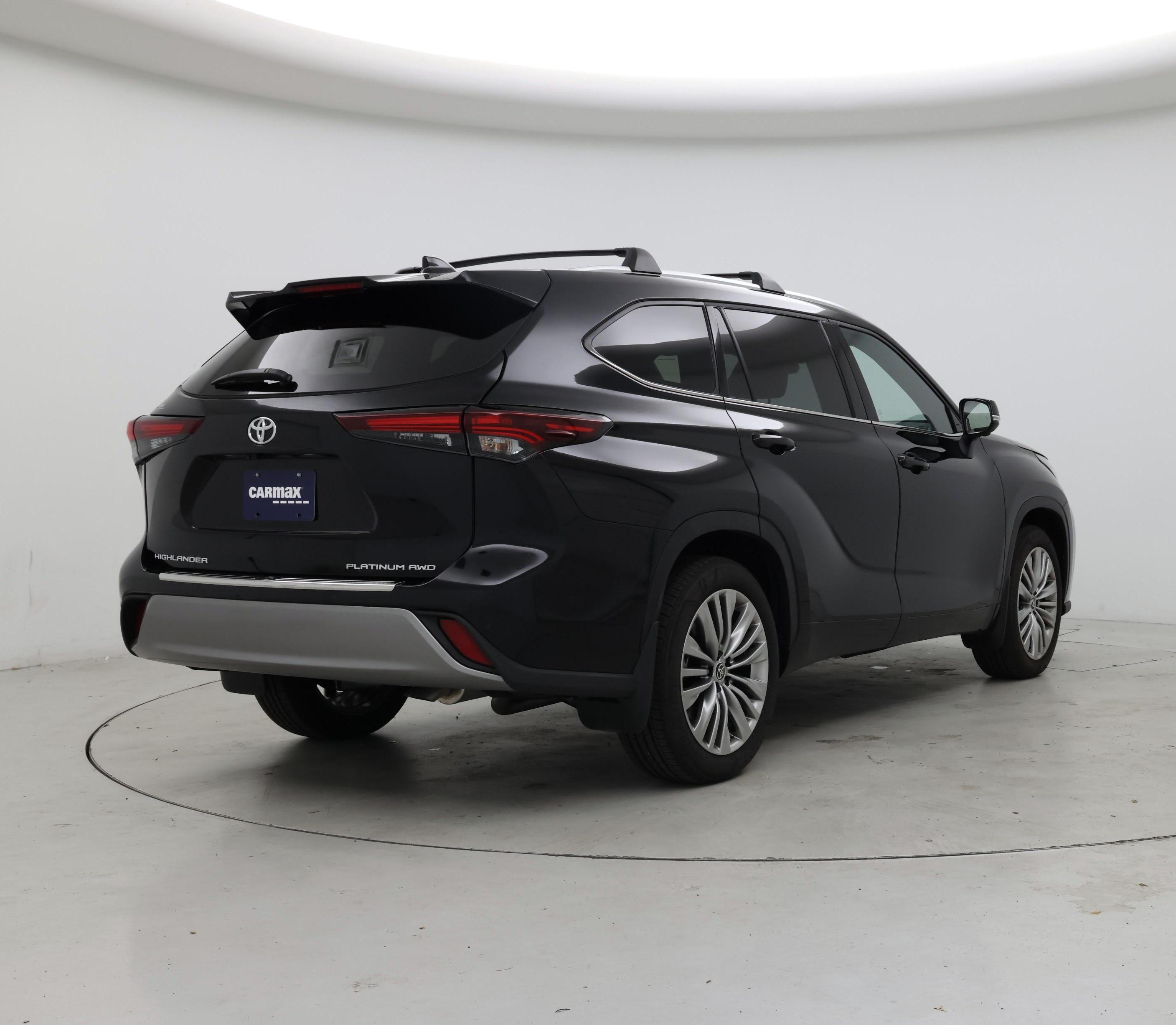 Thumbnail: 2025 Toyota Highlander - 8