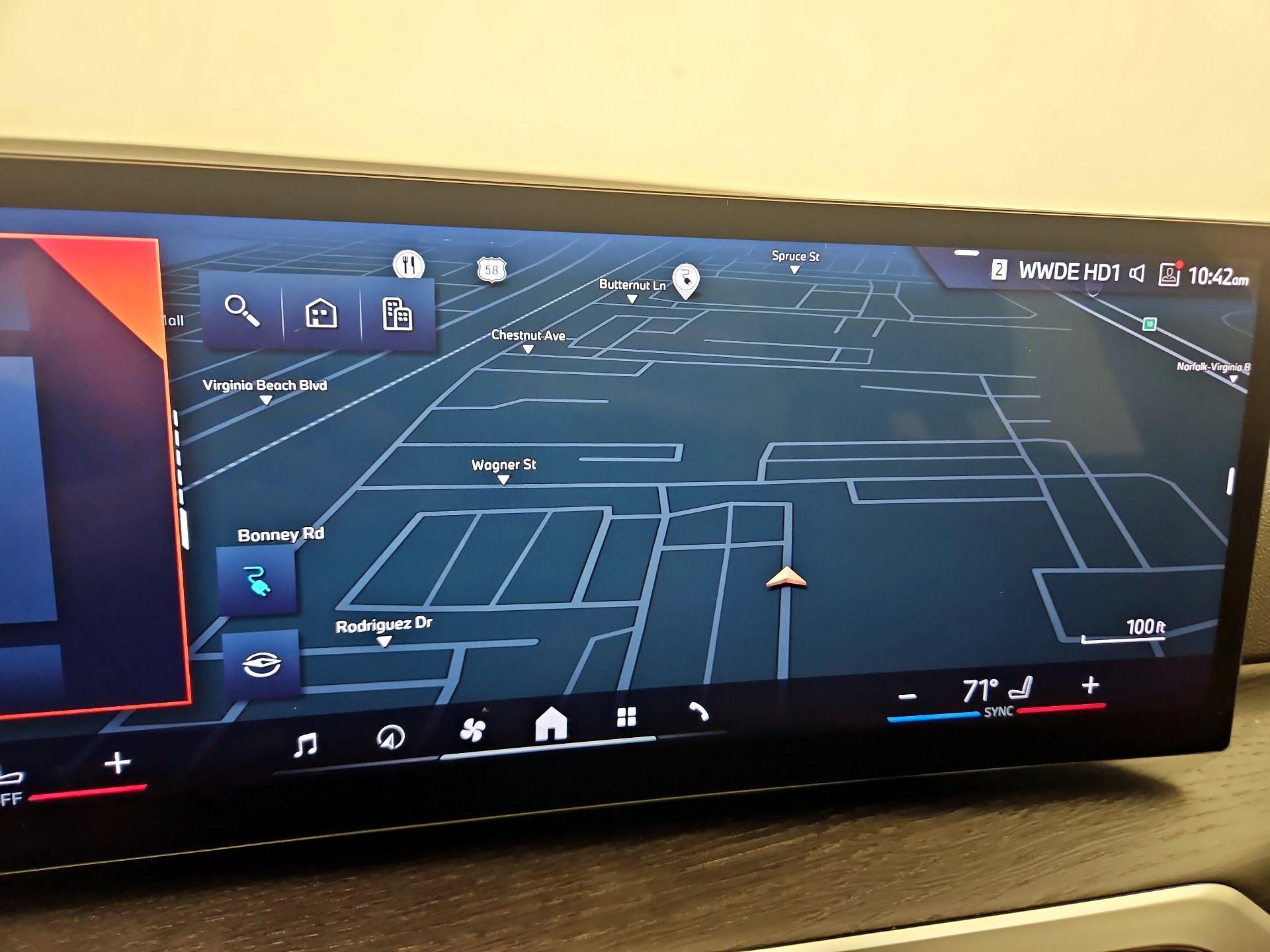 Thumbnail: 2024 BMW i4 - 14