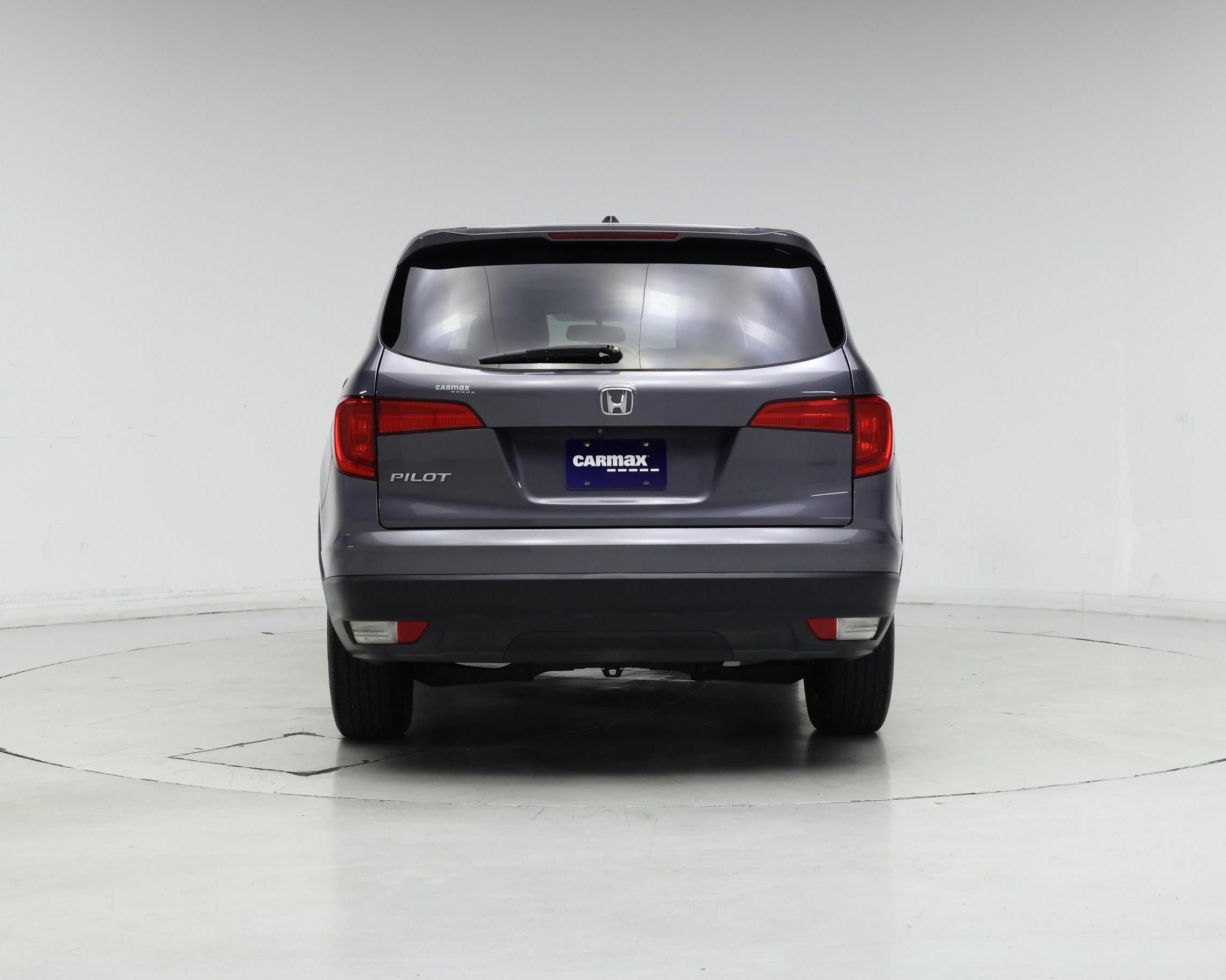 Thumbnail: 2017 Honda Pilot - 6