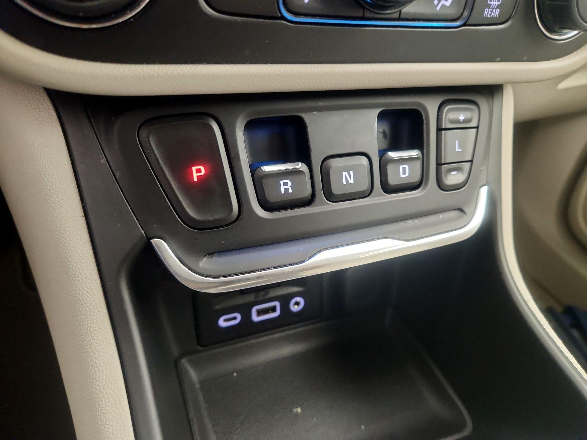 Thumbnail: 2019 GMC Terrain - 18