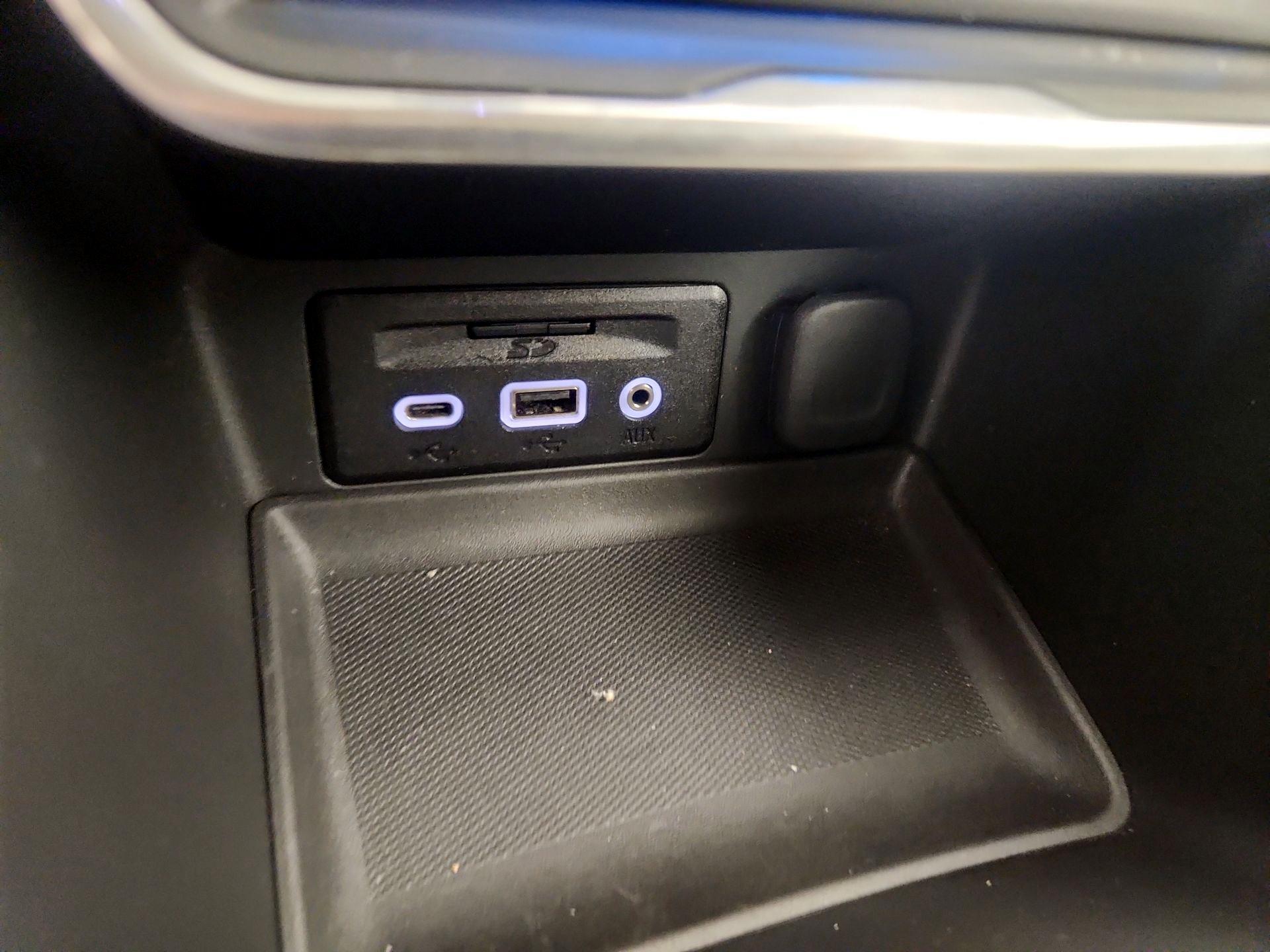 Thumbnail: 2019 GMC Terrain - 19