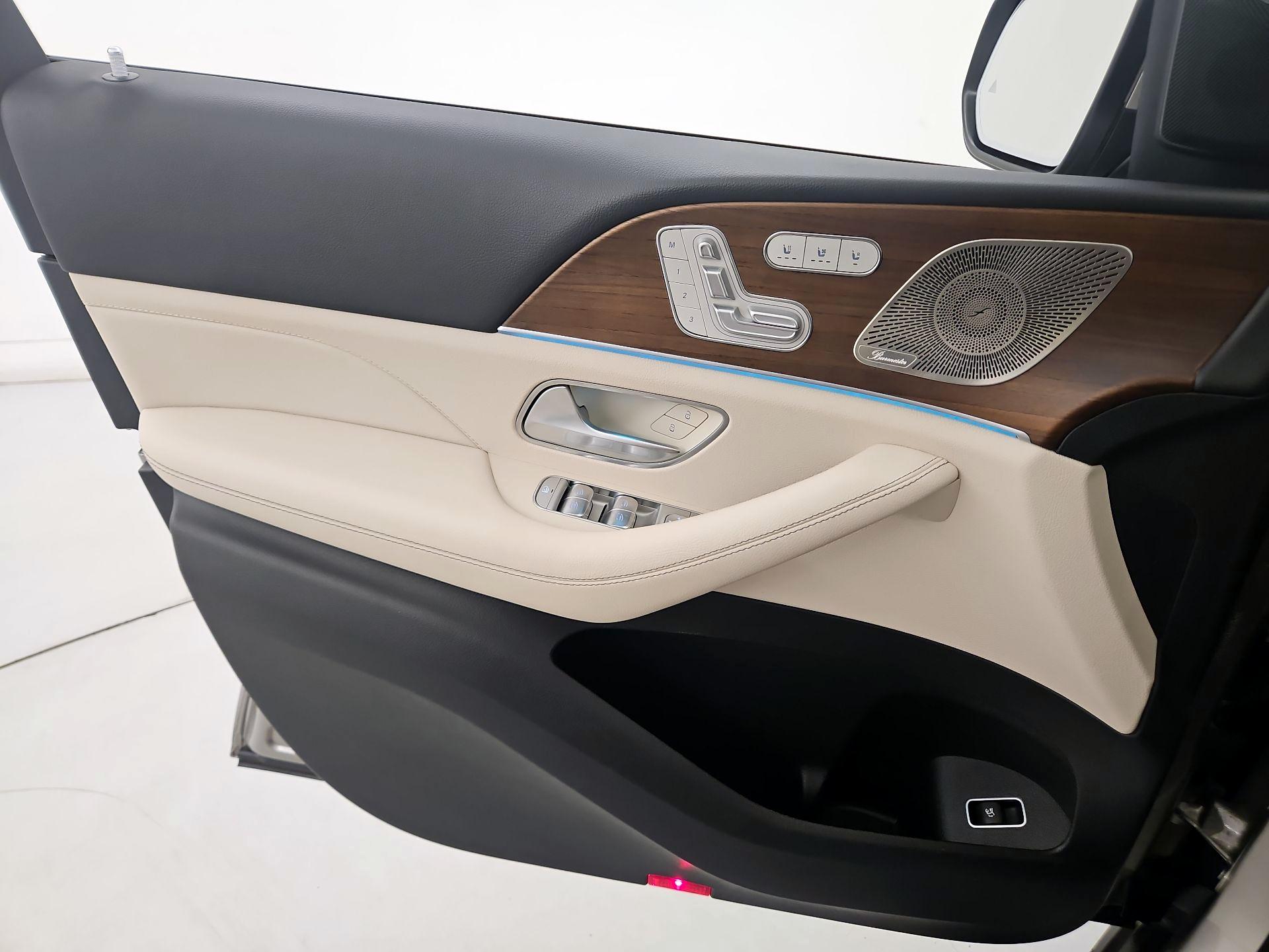 Thumbnail: 2022 Mercedes-Benz GLS - 12