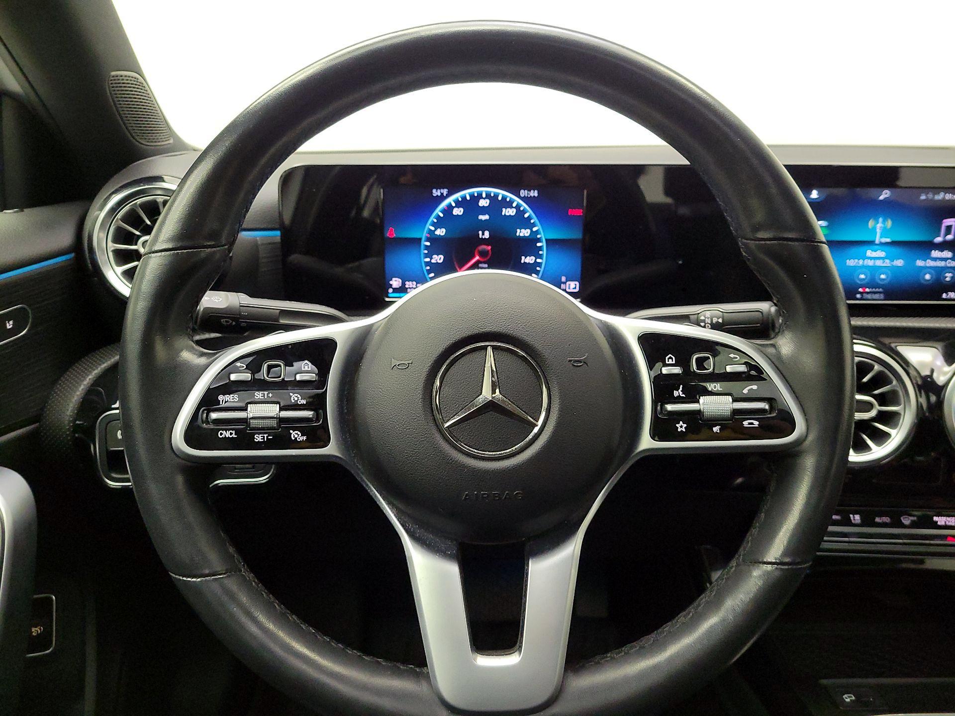 Thumbnail: 2019 Mercedes-Benz A-Class - 10
