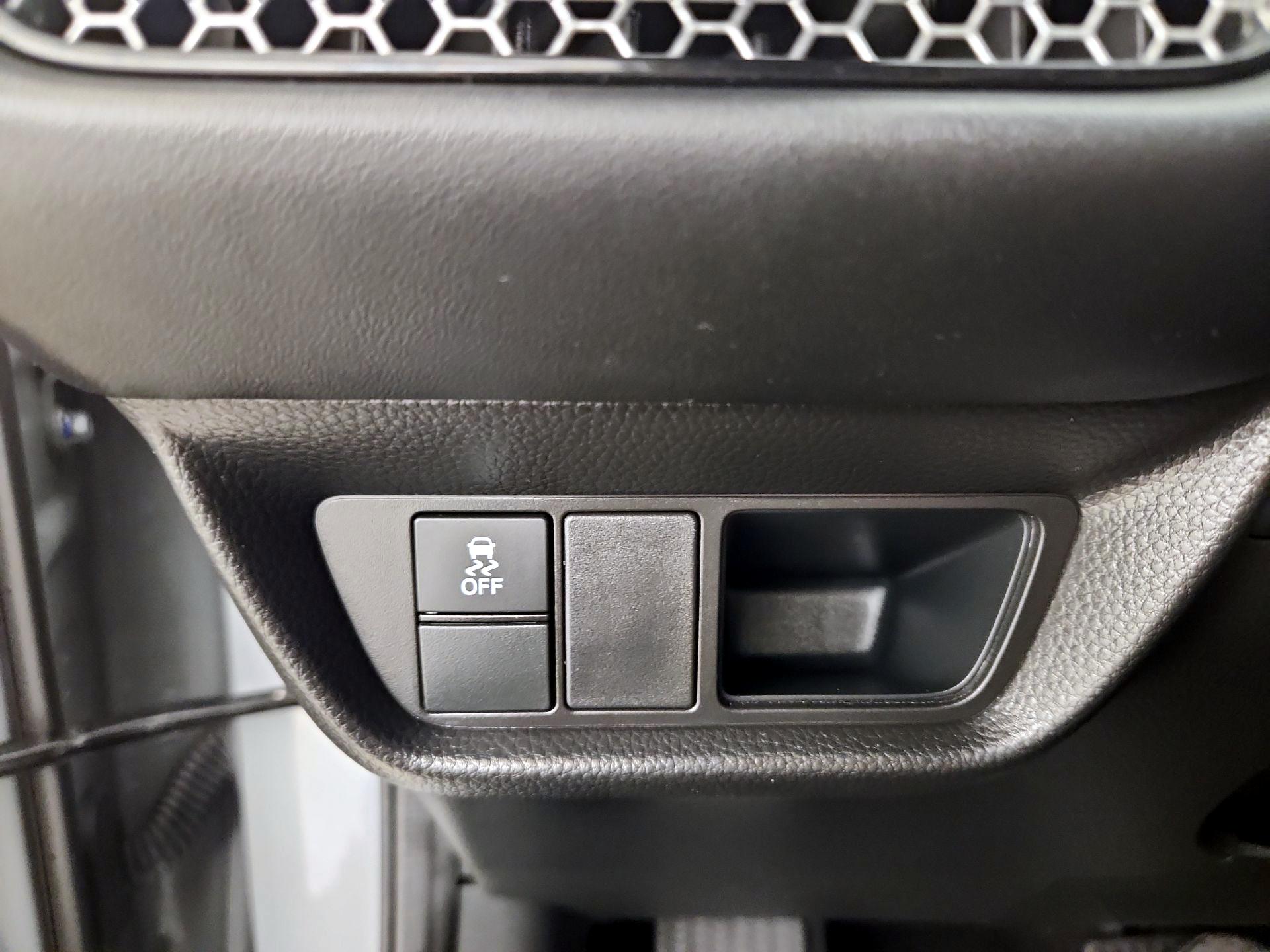 Thumbnail: 2025 Honda HR-V - 13