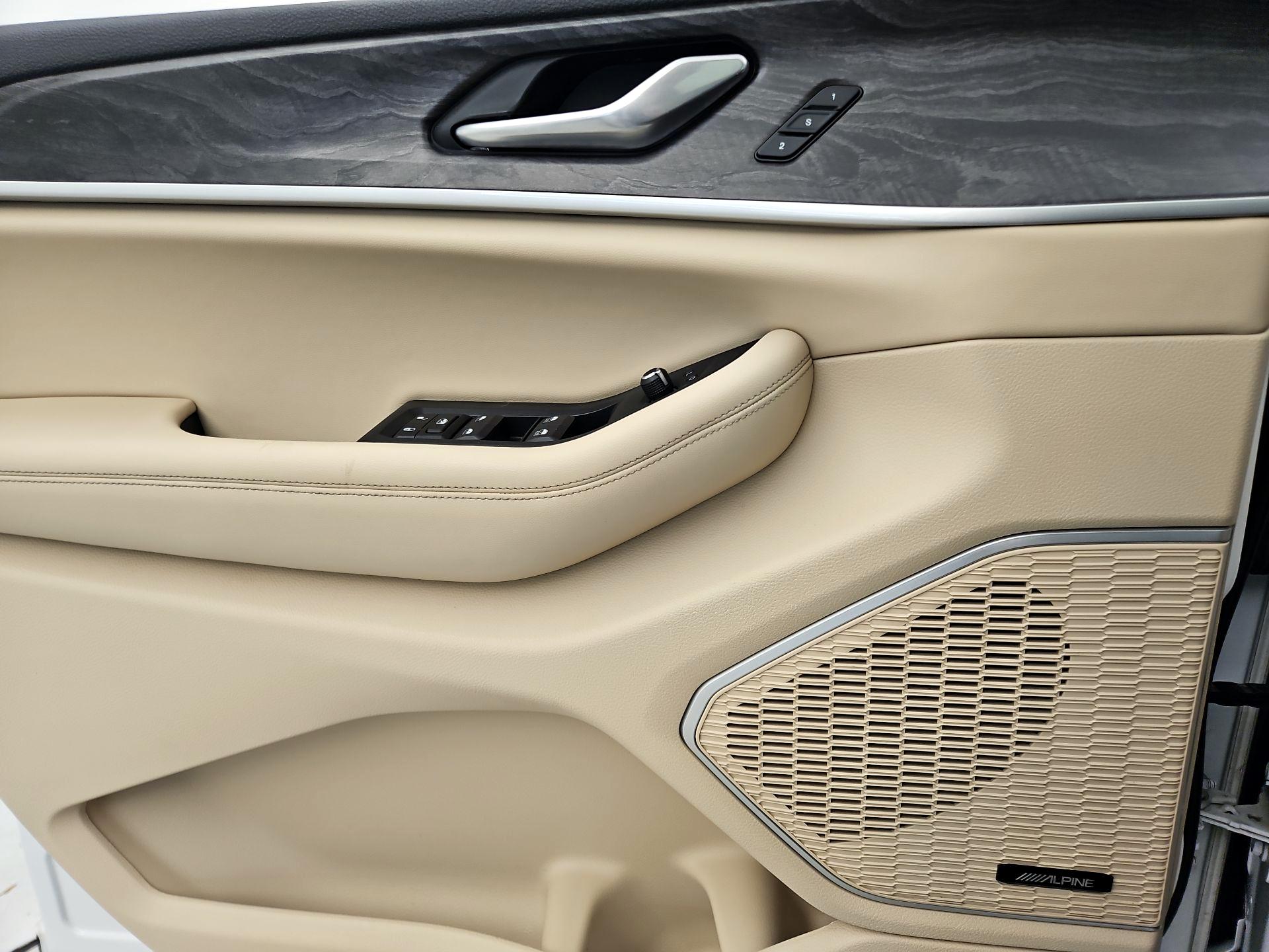 Thumbnail: 2021 Jeep Grand Cherokee L - 12