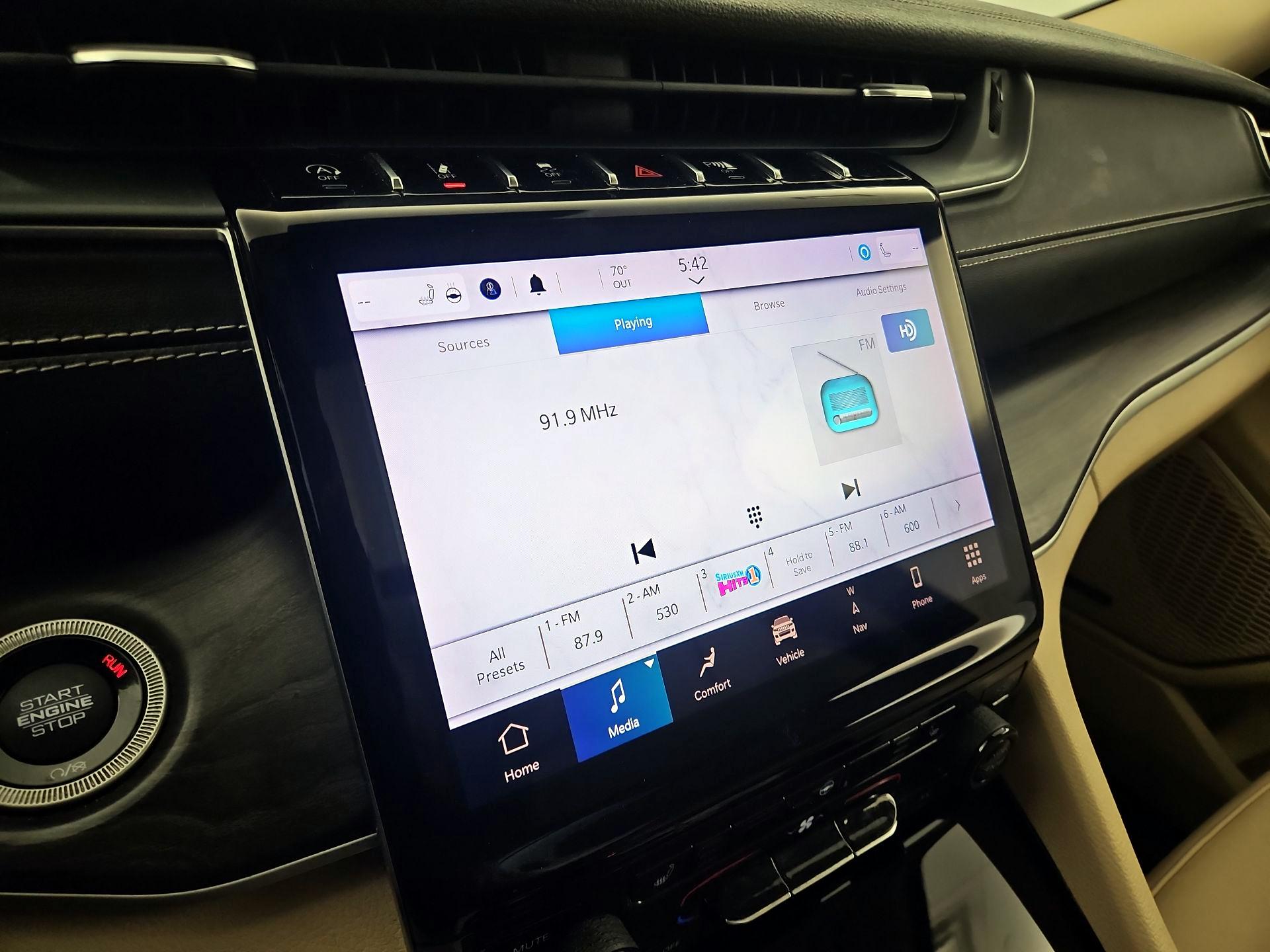 Thumbnail: 2021 Jeep Grand Cherokee L - 16