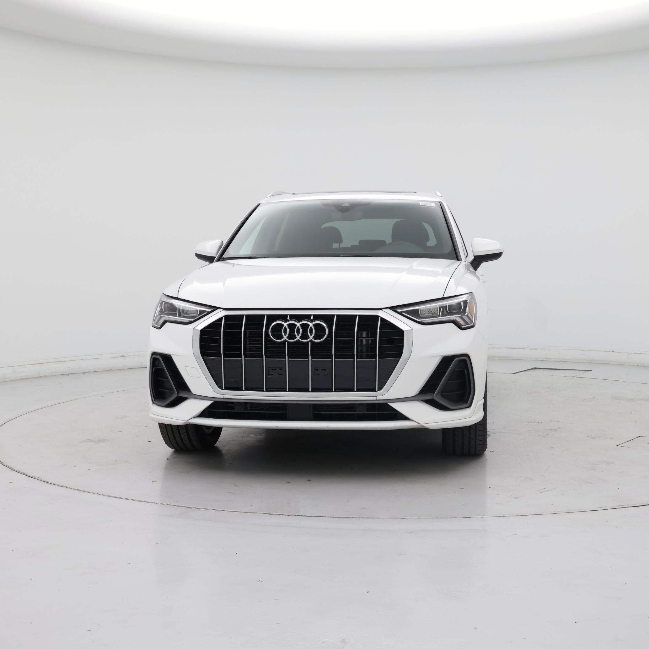 Thumbnail: 2023 Audi Q3 - 5