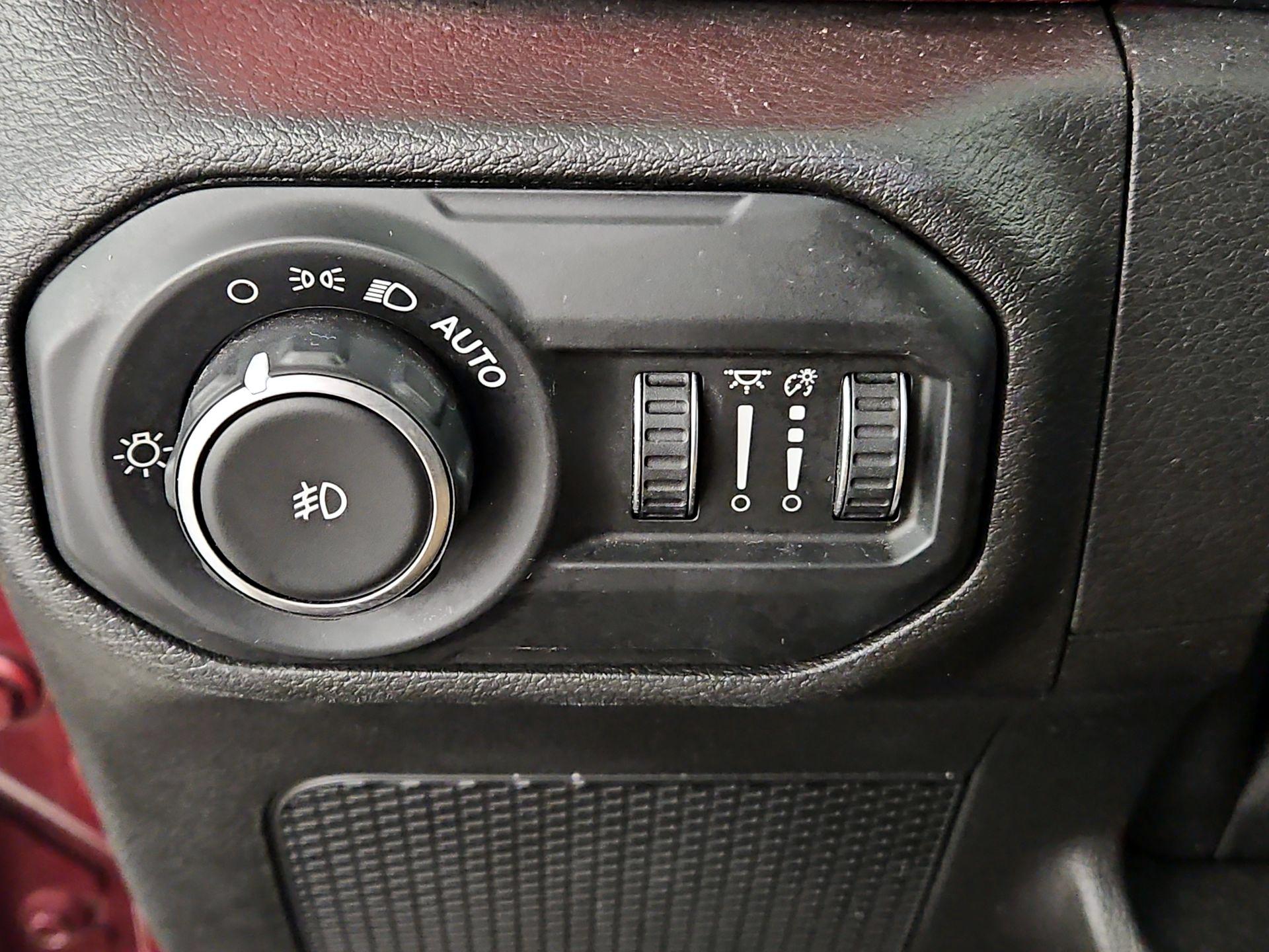 Thumbnail: 2021 Jeep Wrangler - 13