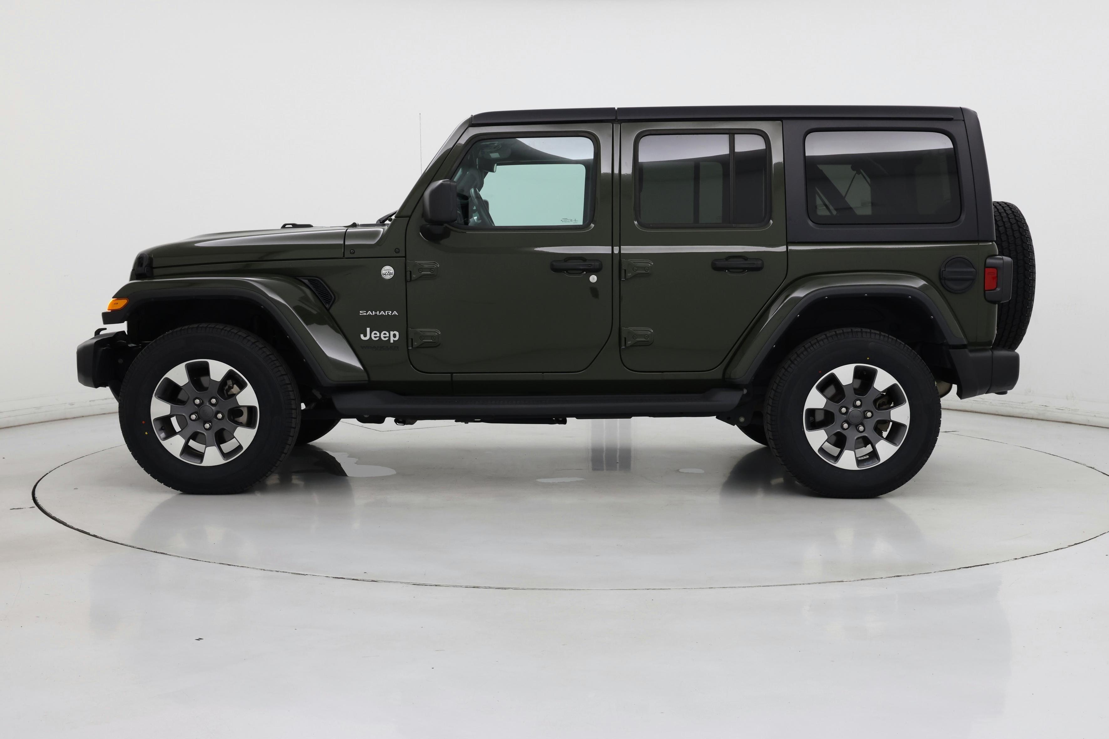 Thumbnail: 2022 Jeep Wrangler - 3
