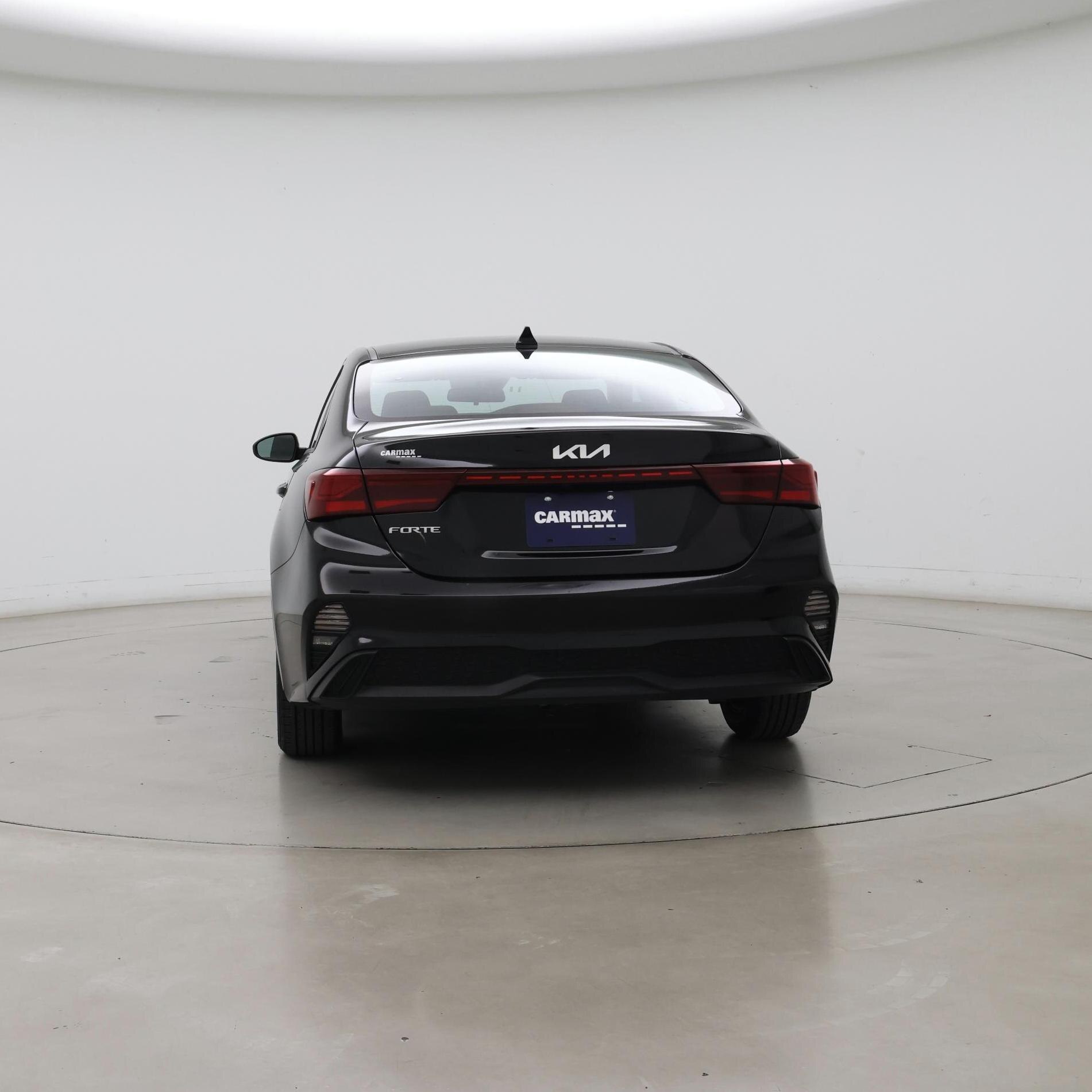 Thumbnail: 2023 Kia Forte - 6