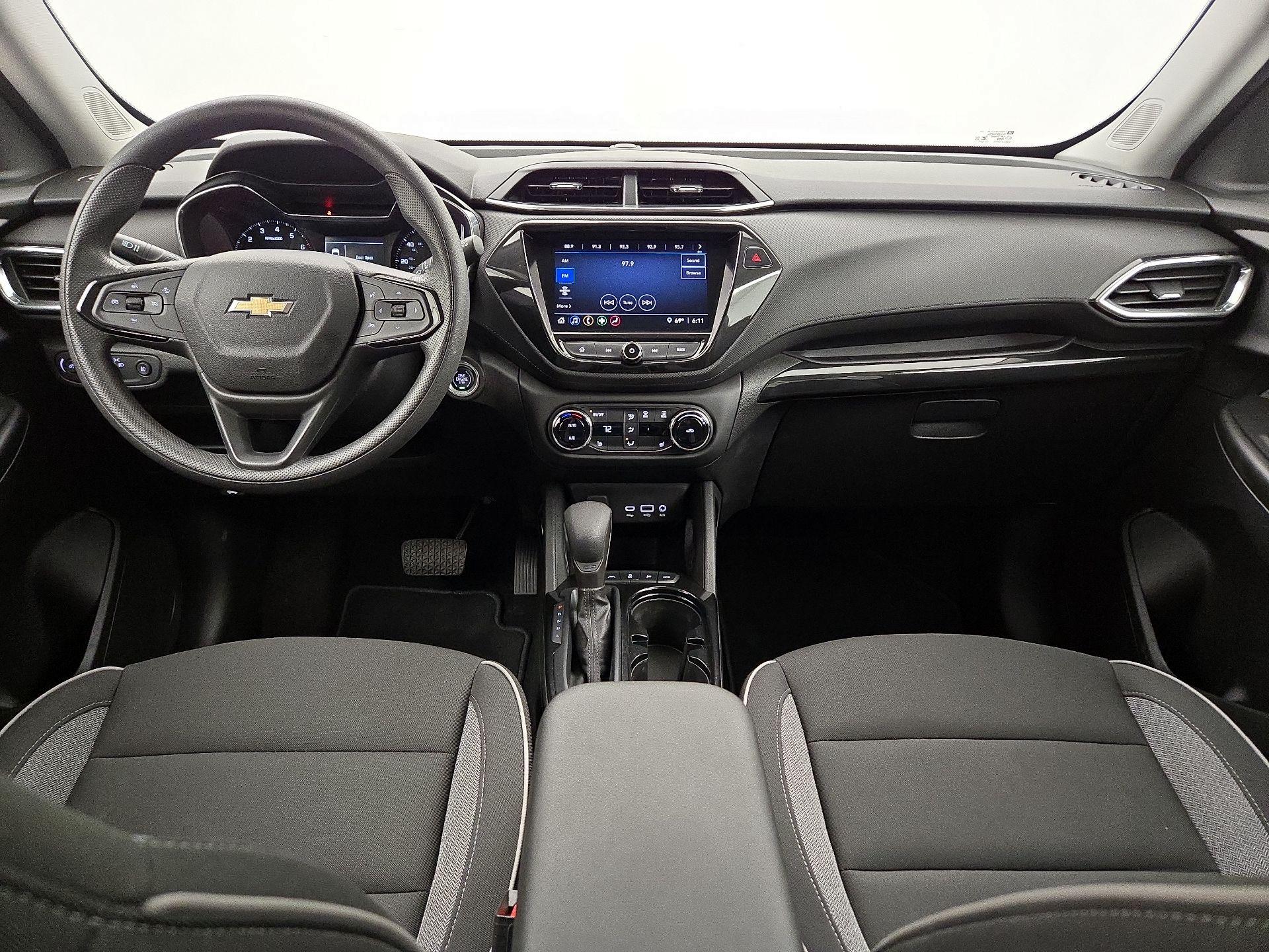 Thumbnail: 2023 Chevrolet TrailBlazer - 9