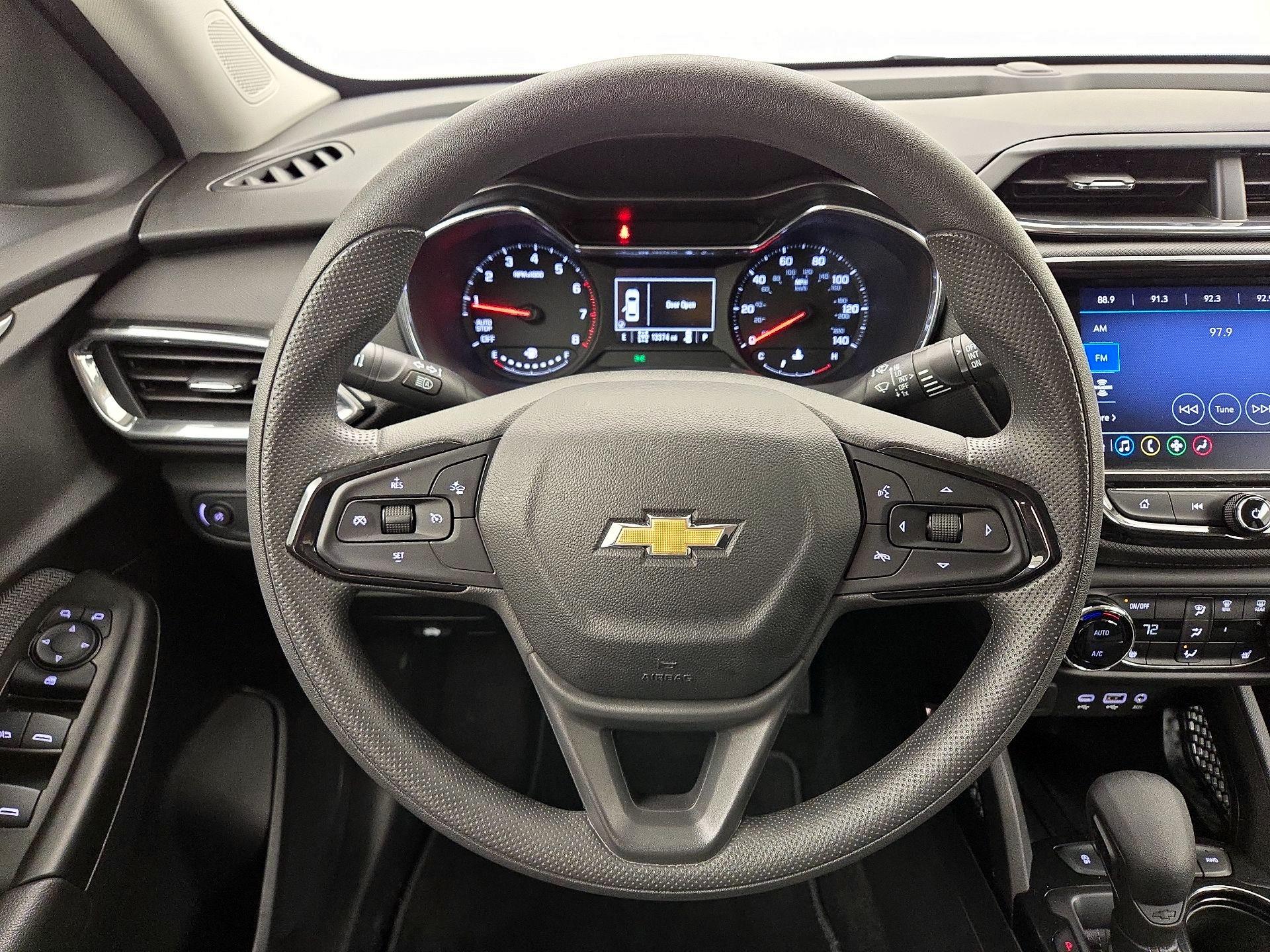 Thumbnail: 2023 Chevrolet TrailBlazer - 10