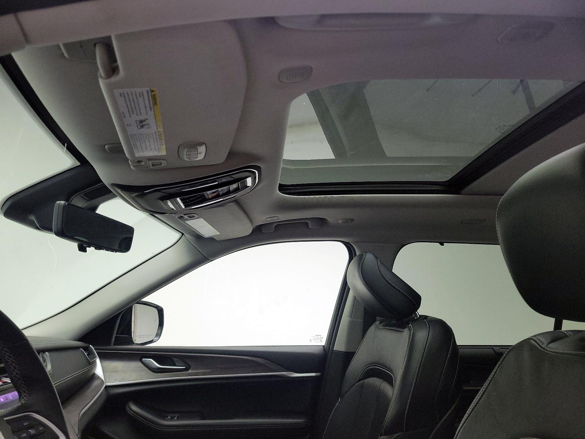 Thumbnail: 2022 Jeep Grand Cherokee L - 20