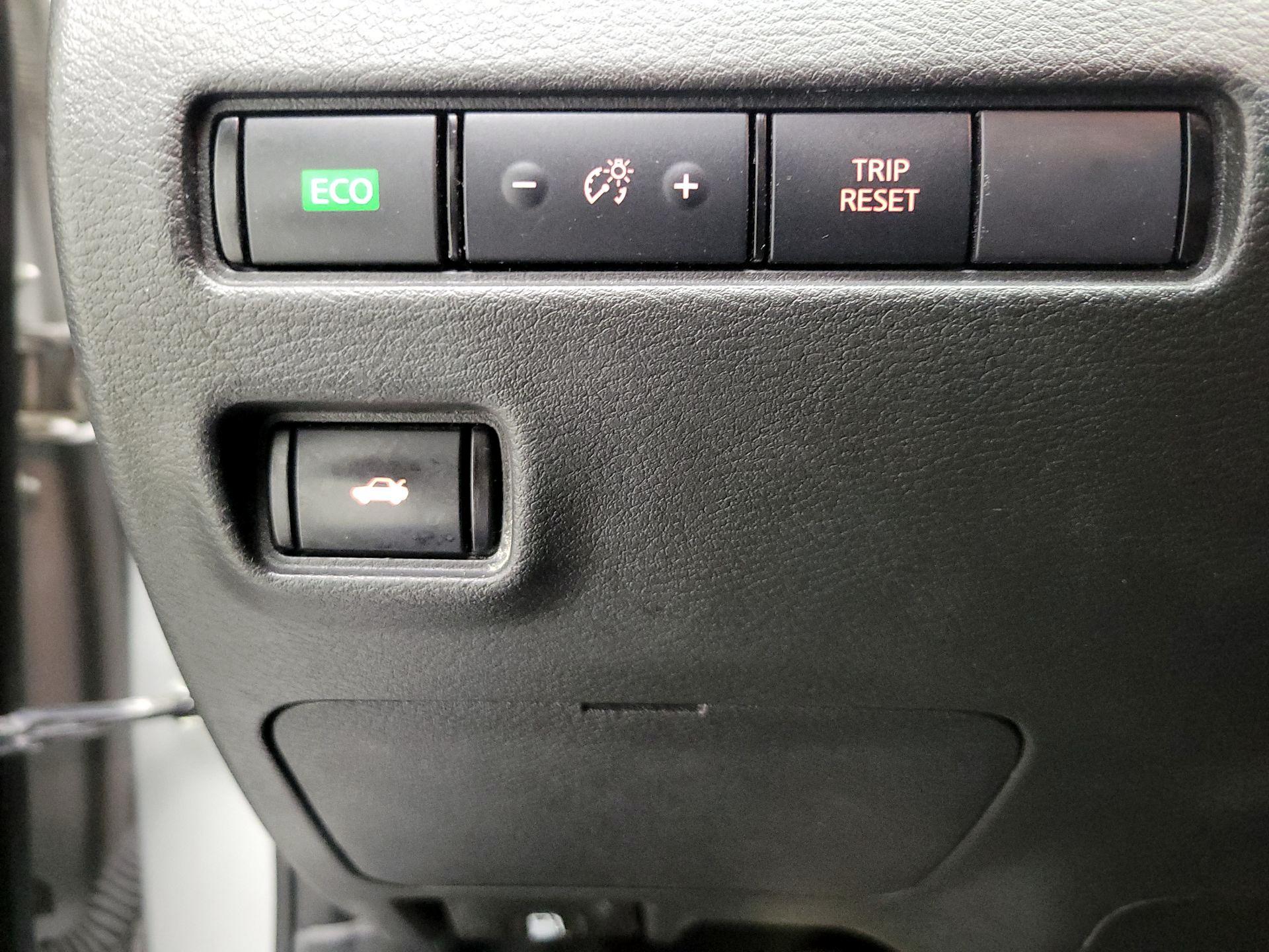 Thumbnail: 2023 Nissan Sentra - 13