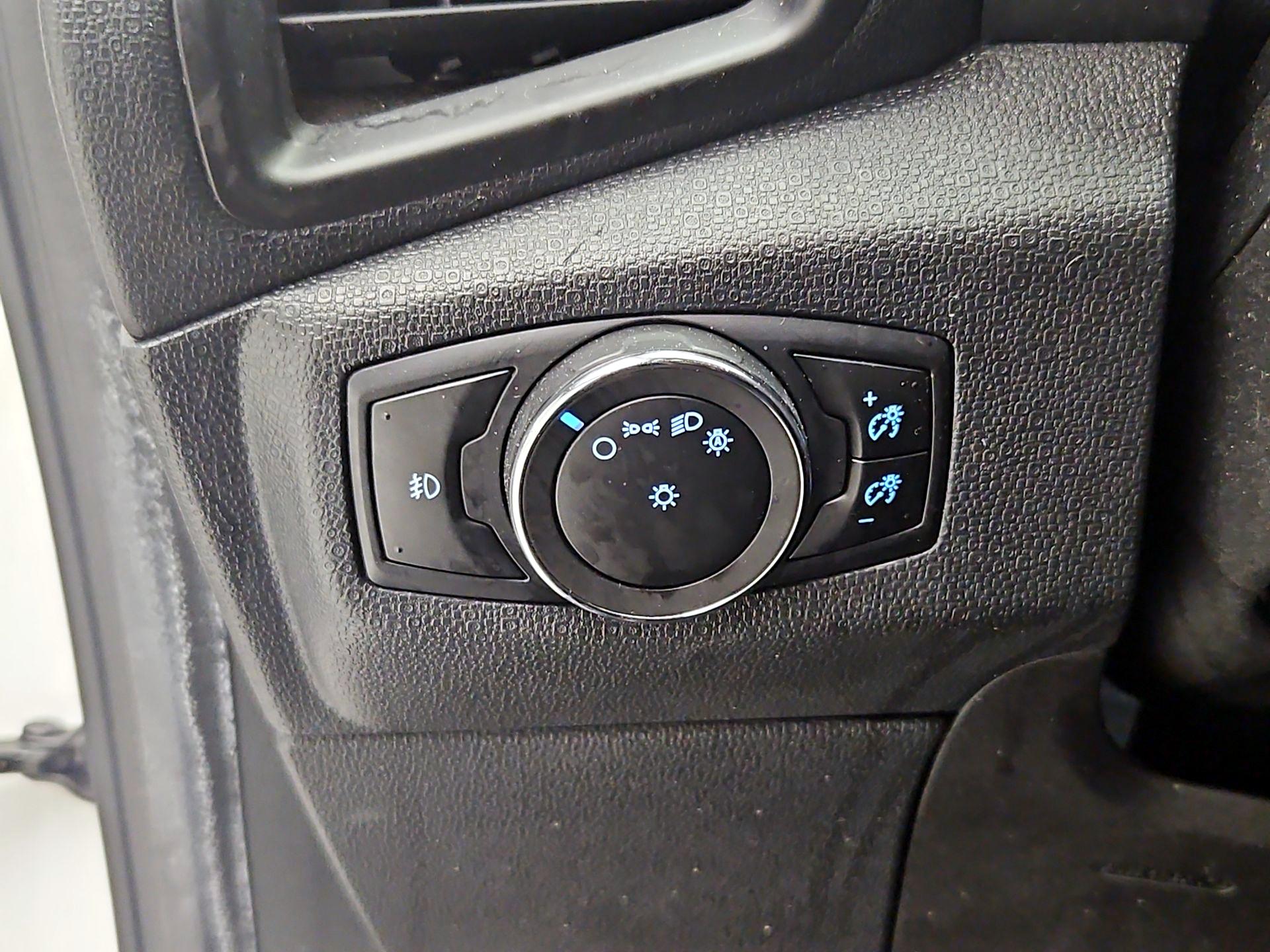 Thumbnail: 2020 Ford EcoSport - 13