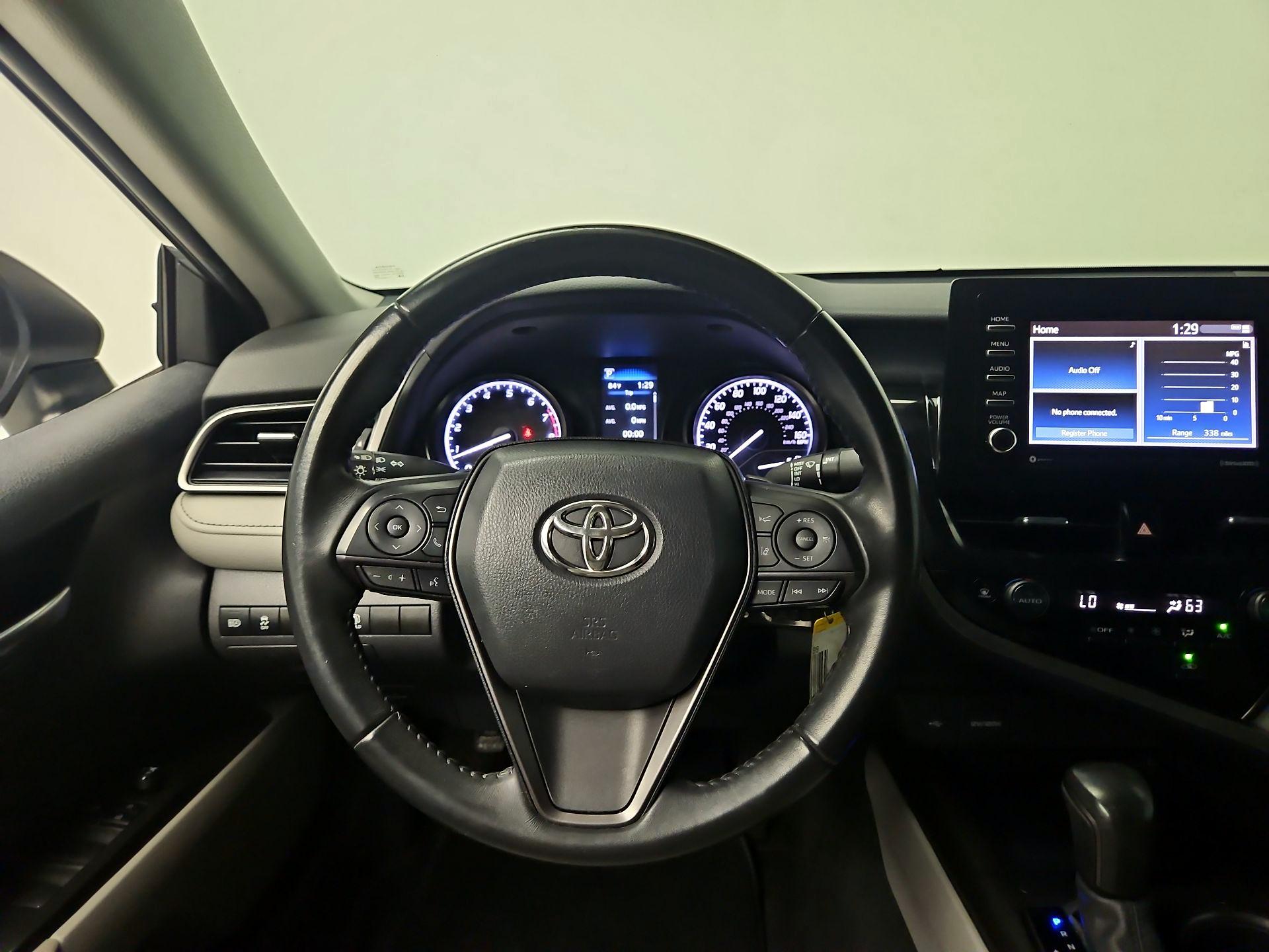 Thumbnail: 2022 Toyota Camry - 10