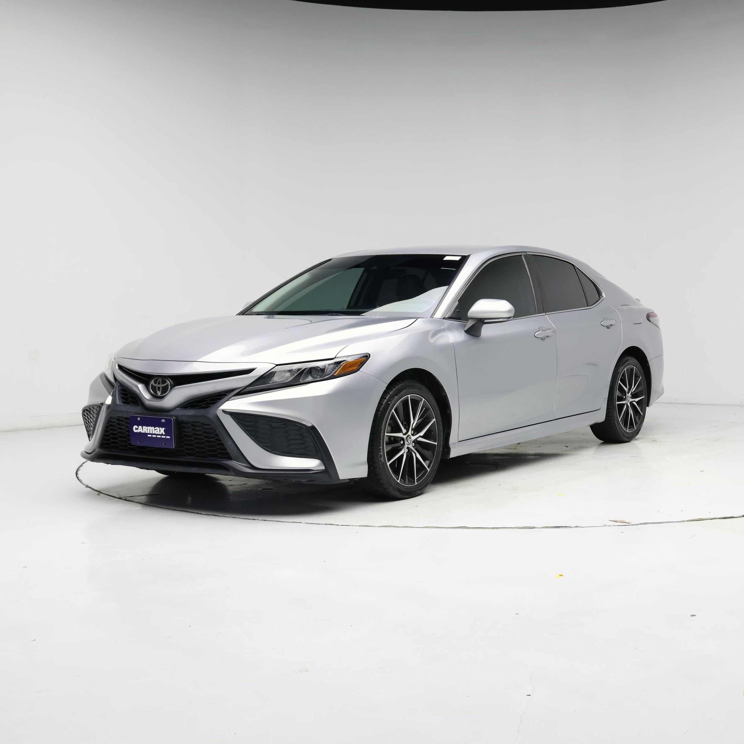Thumbnail: 2022 Toyota Camry - 4