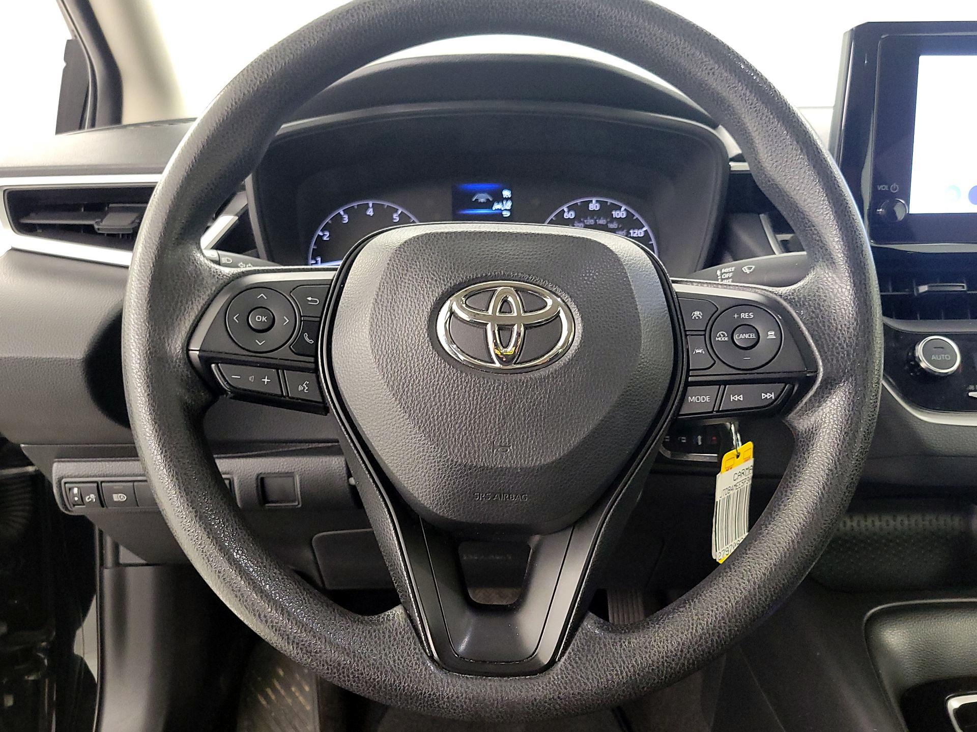 Thumbnail: 2023 Toyota Corolla - 10