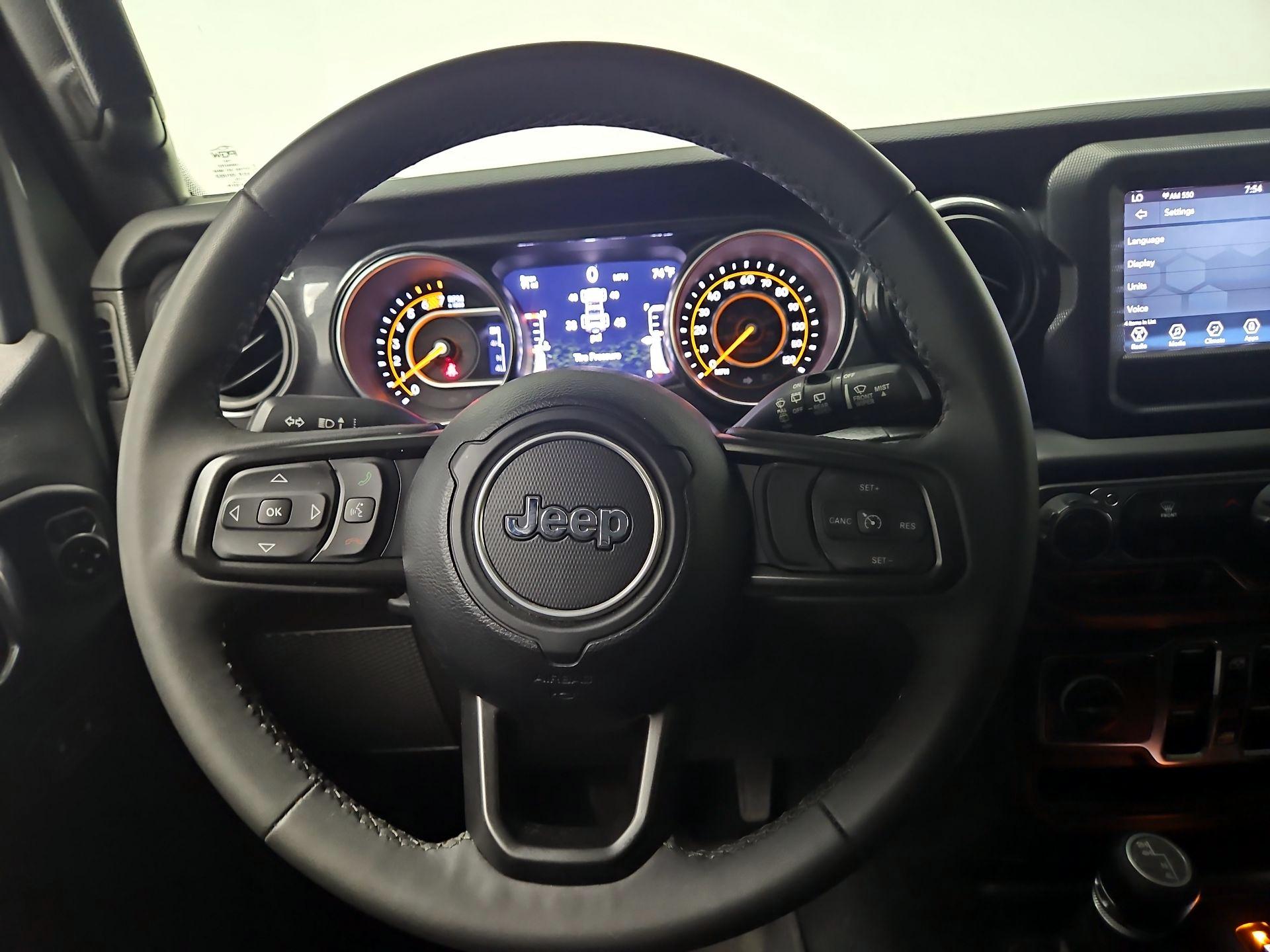 Thumbnail: 2023 Jeep Wrangler - 10