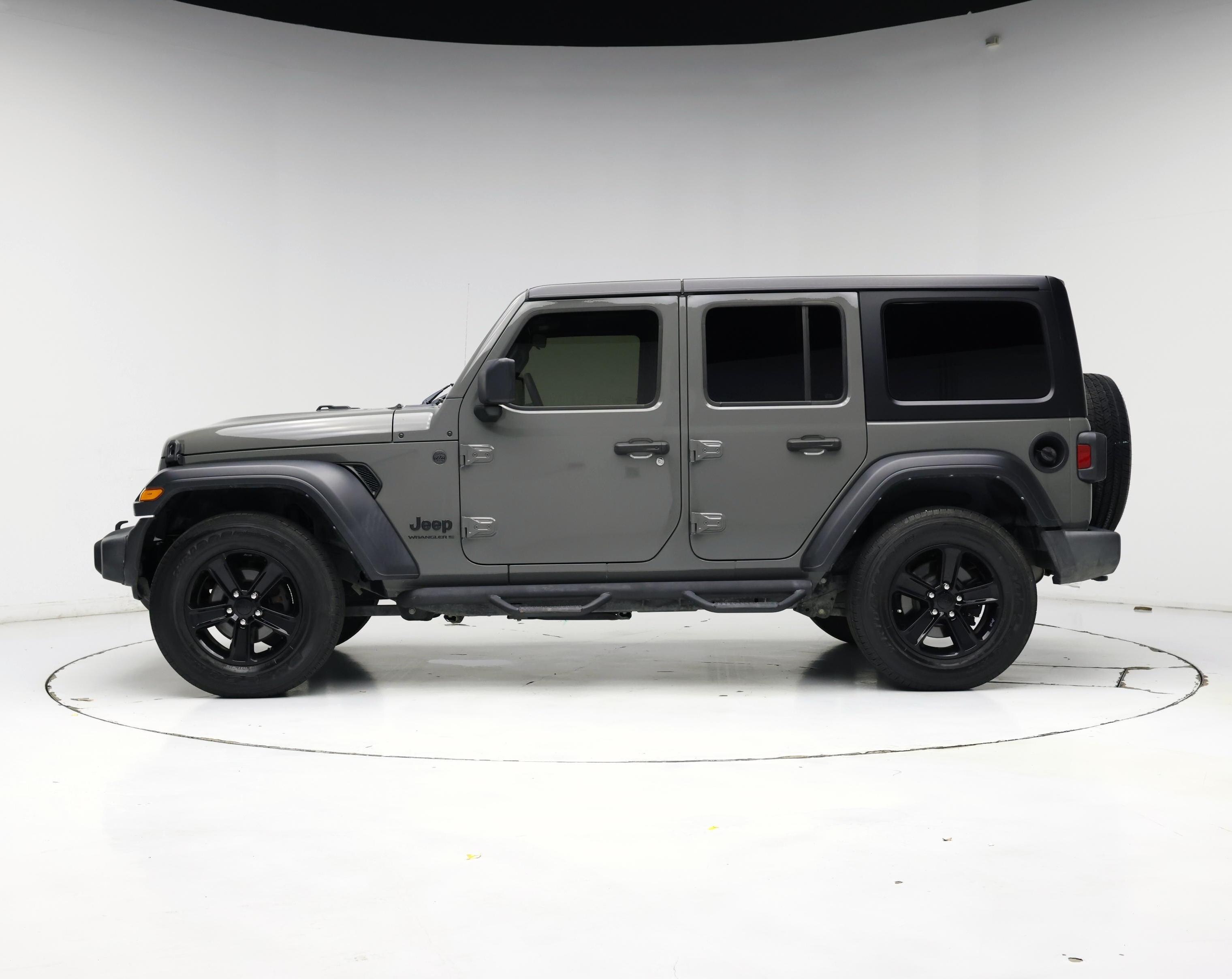 Thumbnail: 2023 Jeep Wrangler - 3