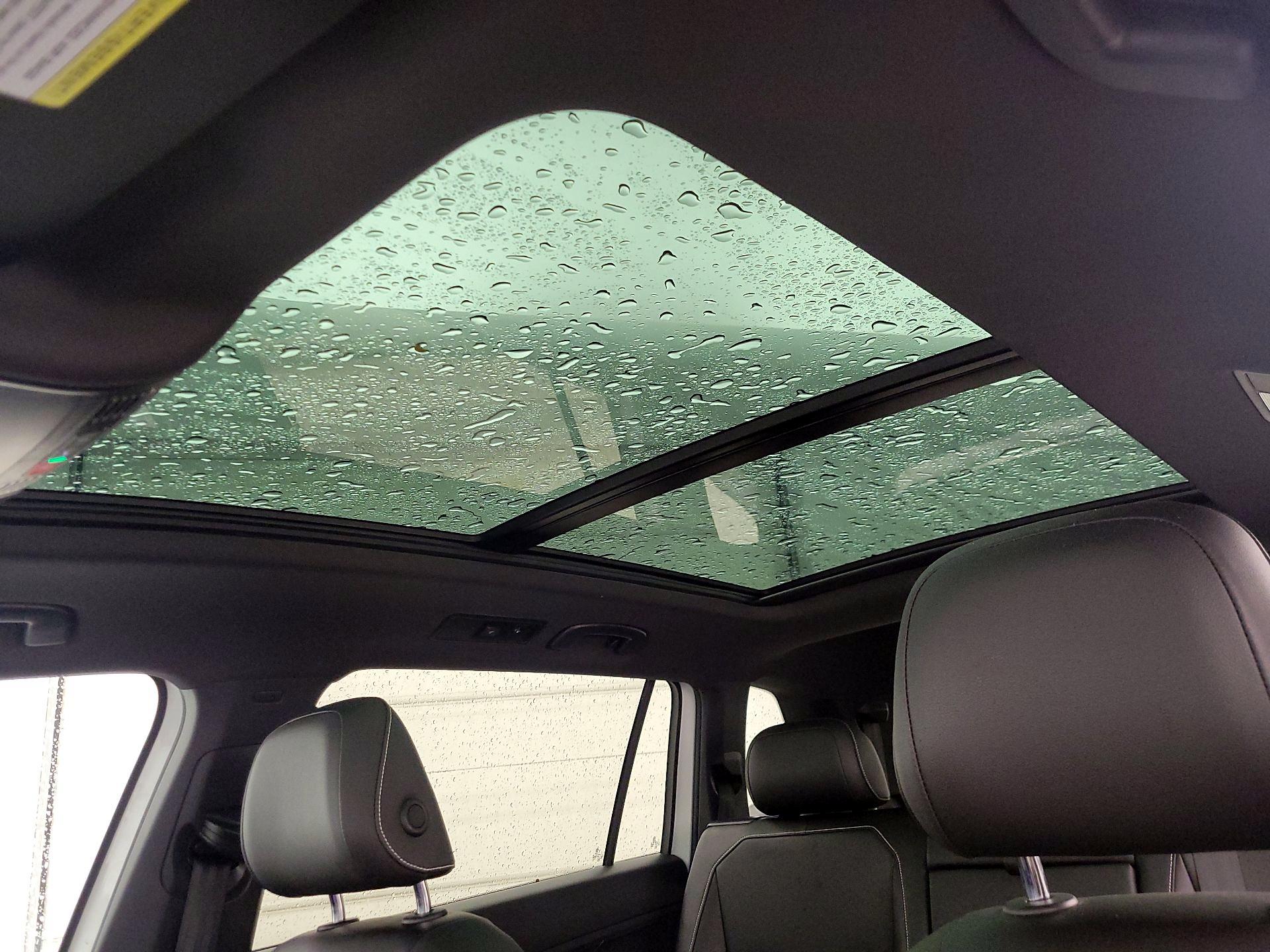 Thumbnail: 2022 Volkswagen Tiguan - 19