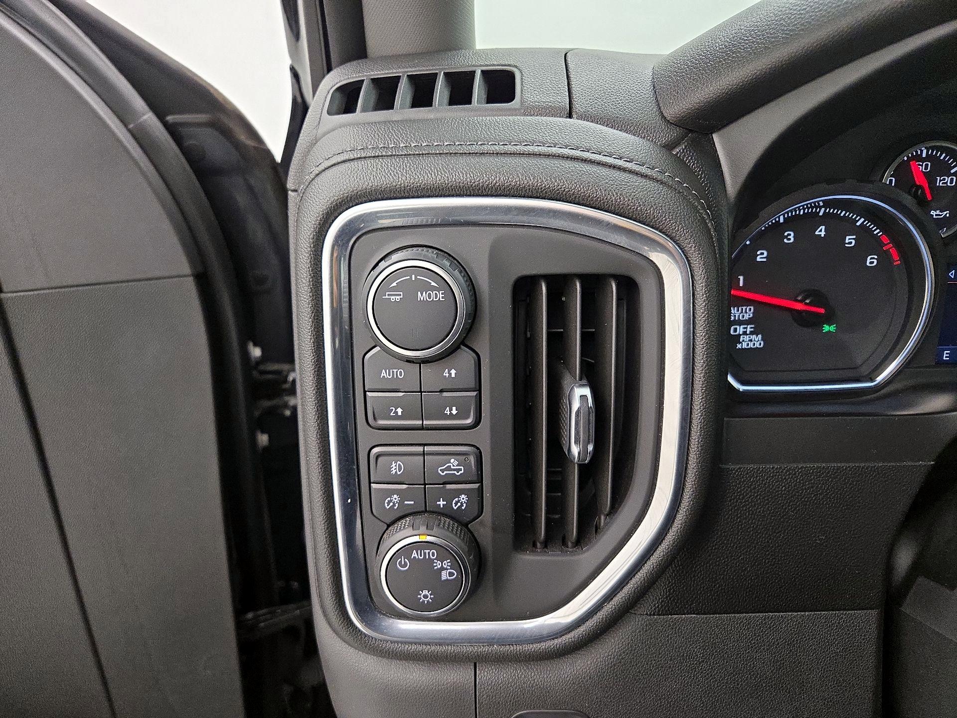 Thumbnail: 2021 Chevrolet Silverado 1500 - 13