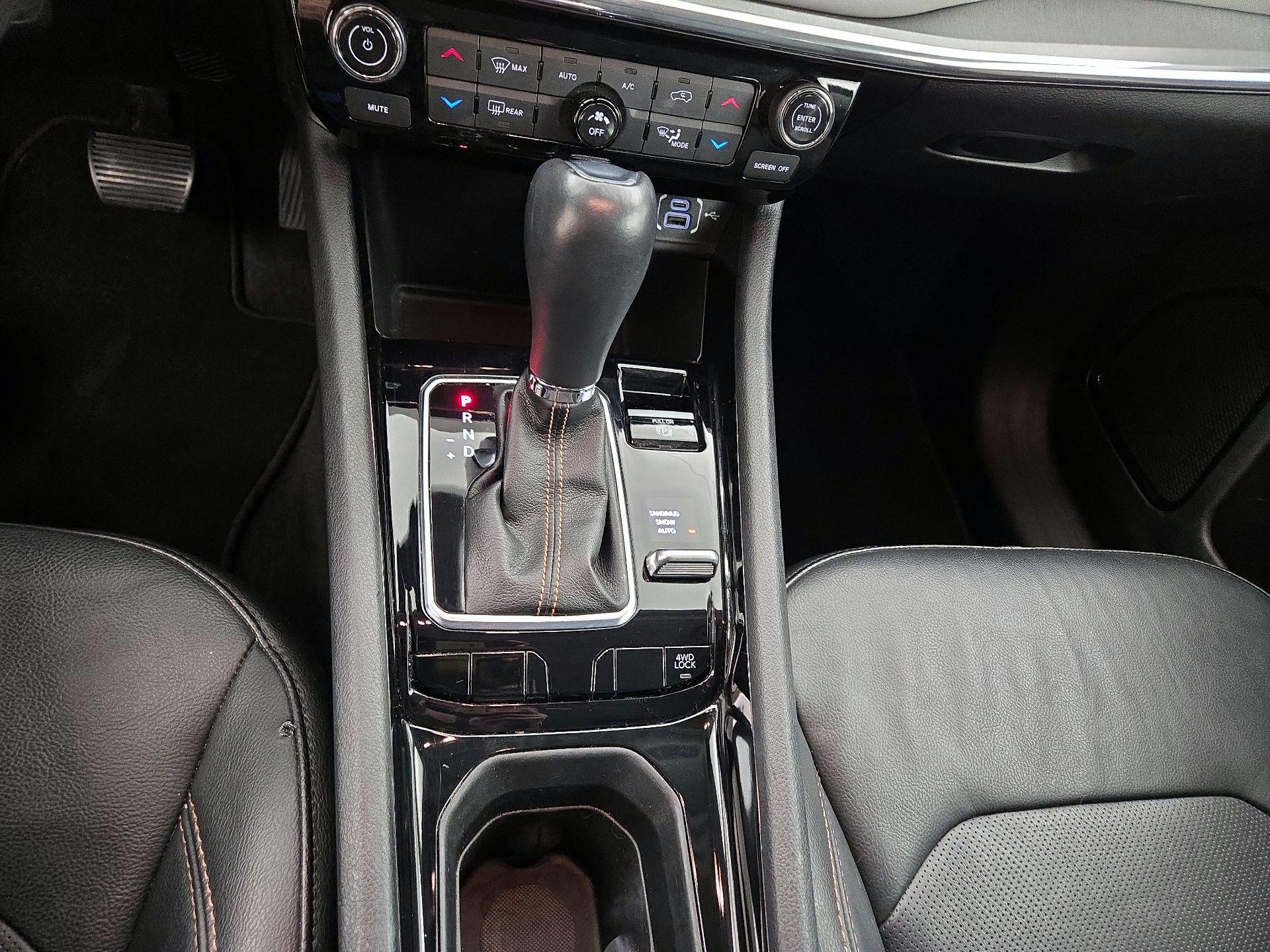 Thumbnail: 2022 Jeep Compass - 17