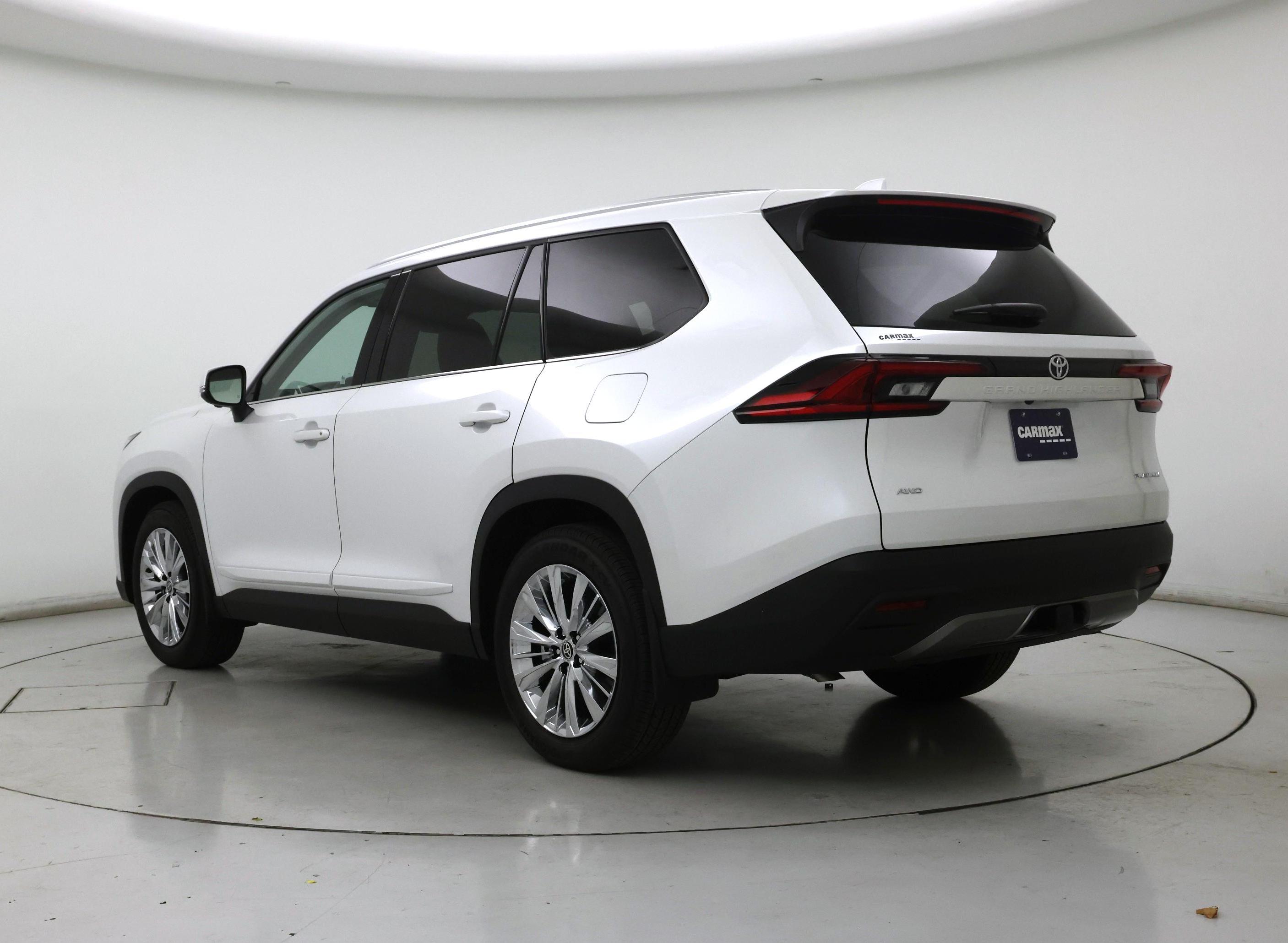 Thumbnail: 2025 Toyota Grand Highlander - 2
