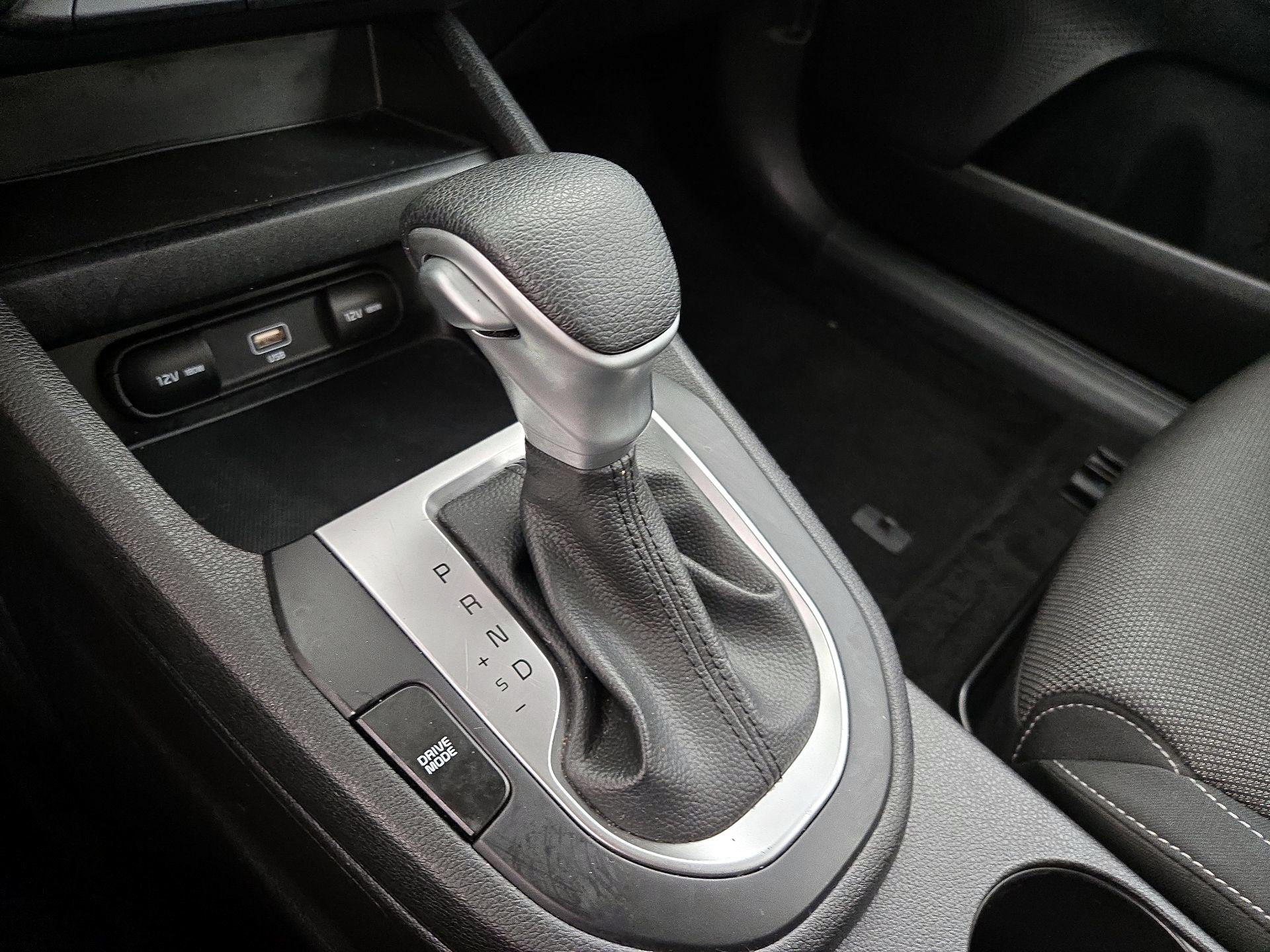 Thumbnail: 2023 Kia Forte - 17