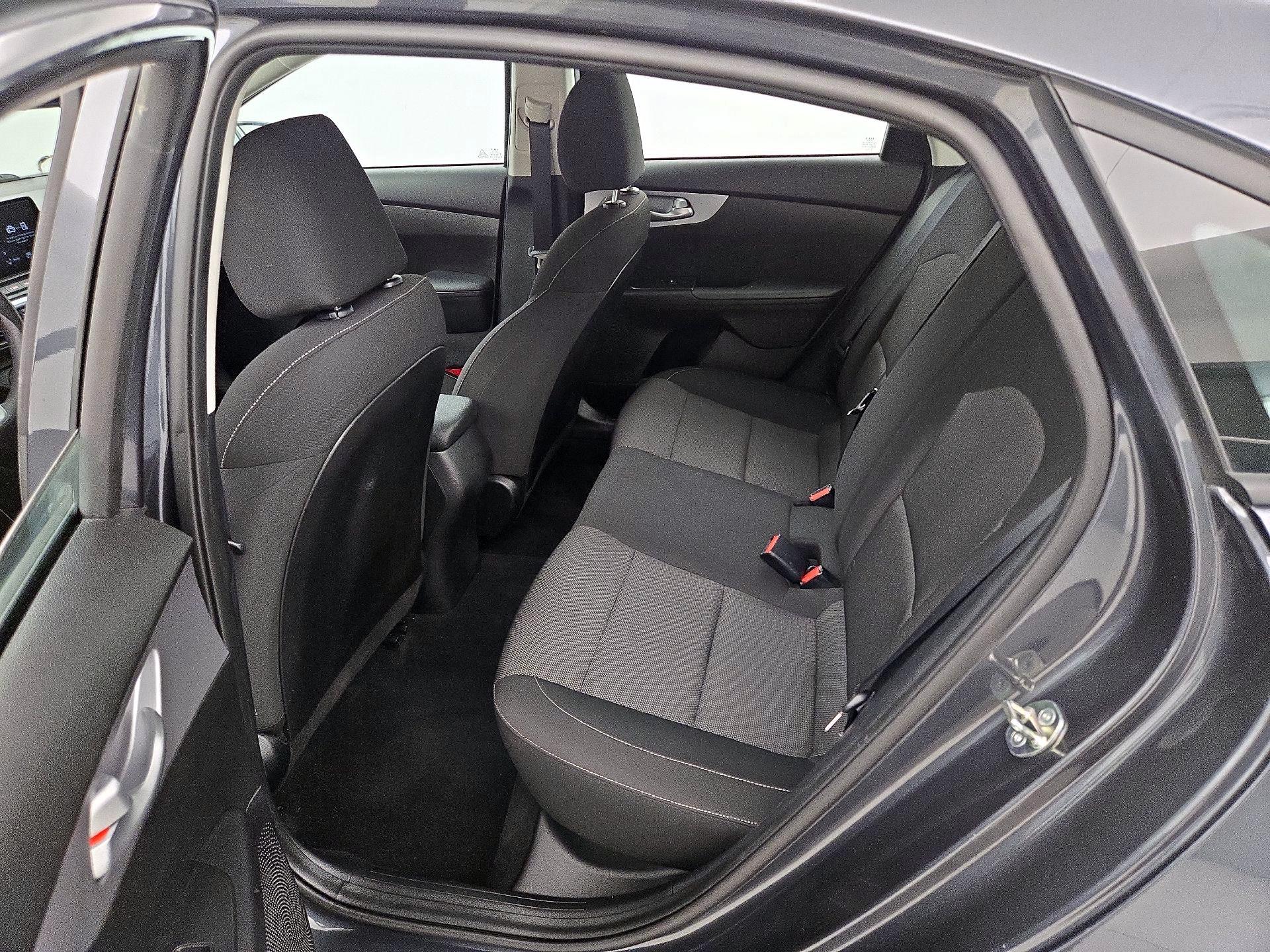 Thumbnail: 2023 Kia Forte - 19