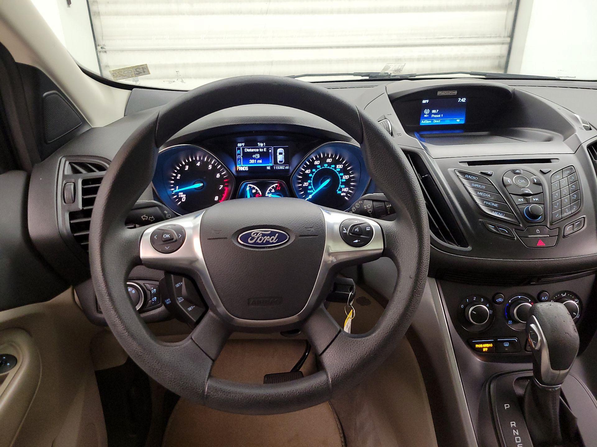 Thumbnail: 2016 Ford Escape - 10