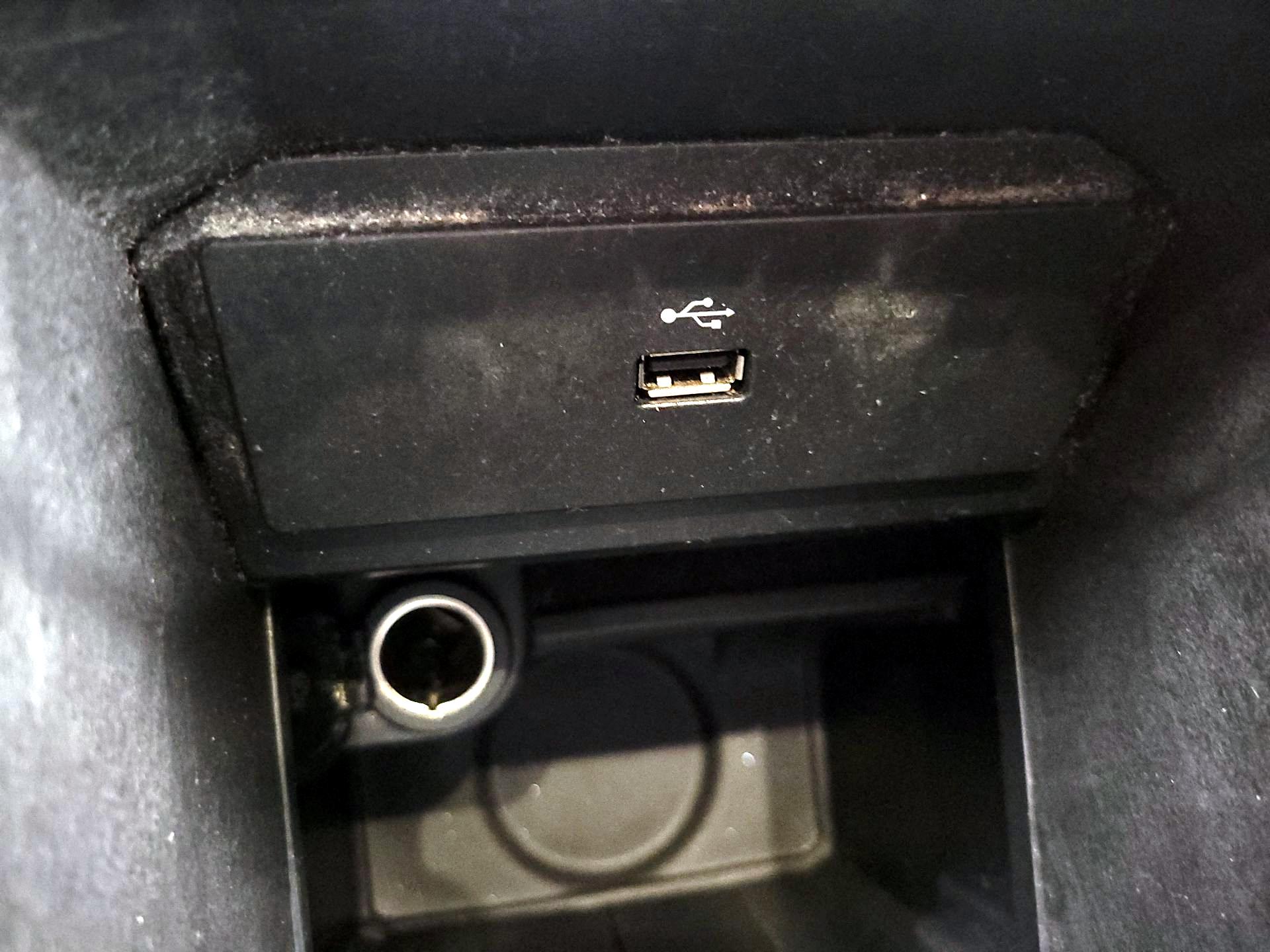 Thumbnail: 2016 Ford Escape - 18