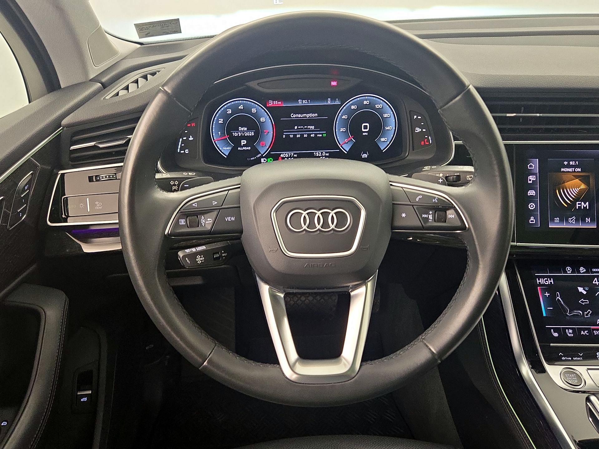 Thumbnail: 2022 Audi Q7 - 10