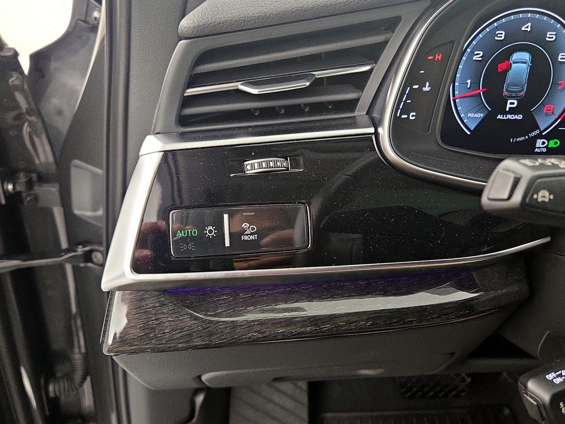 Thumbnail: 2022 Audi Q7 - 13