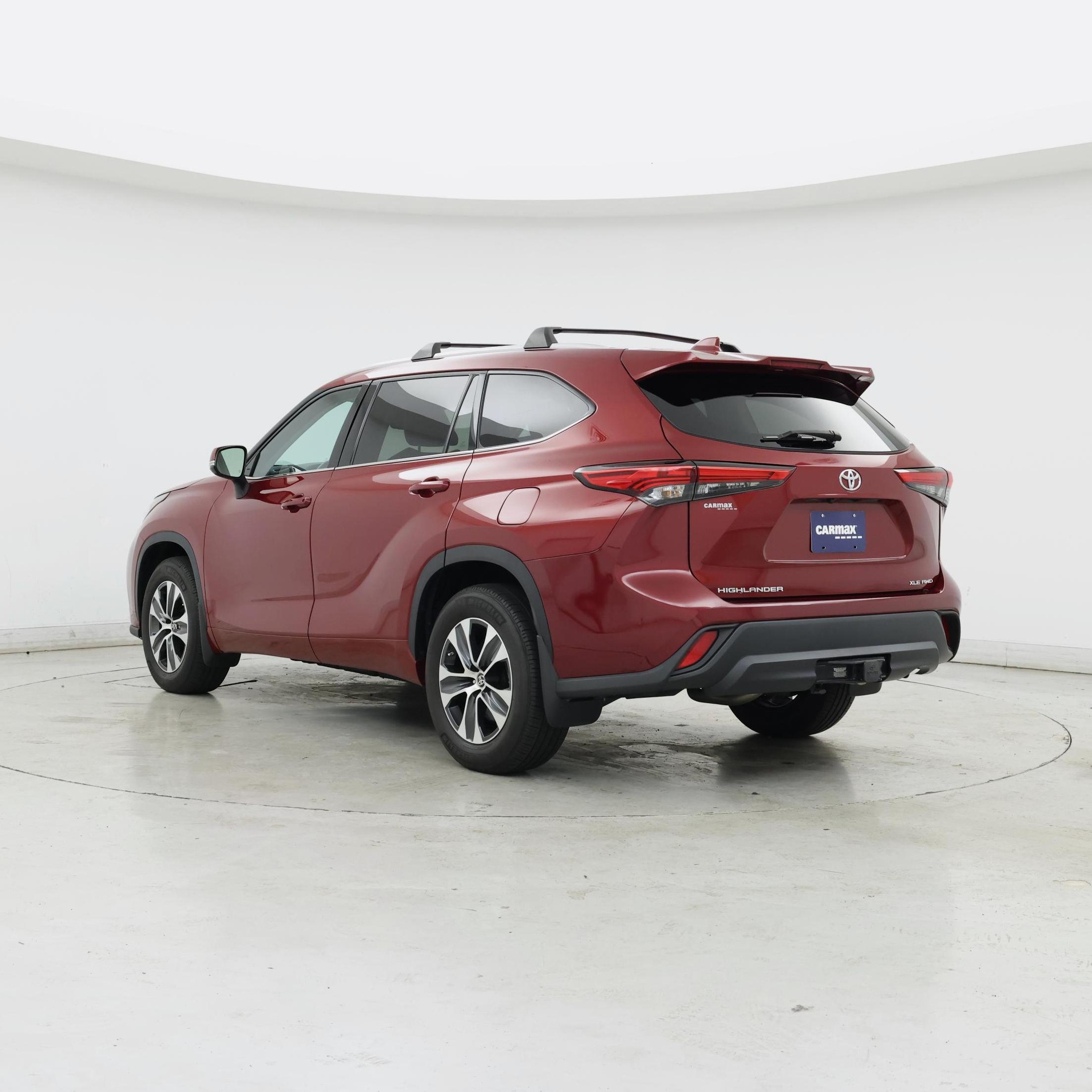 Thumbnail: 2022 Toyota Highlander - 2