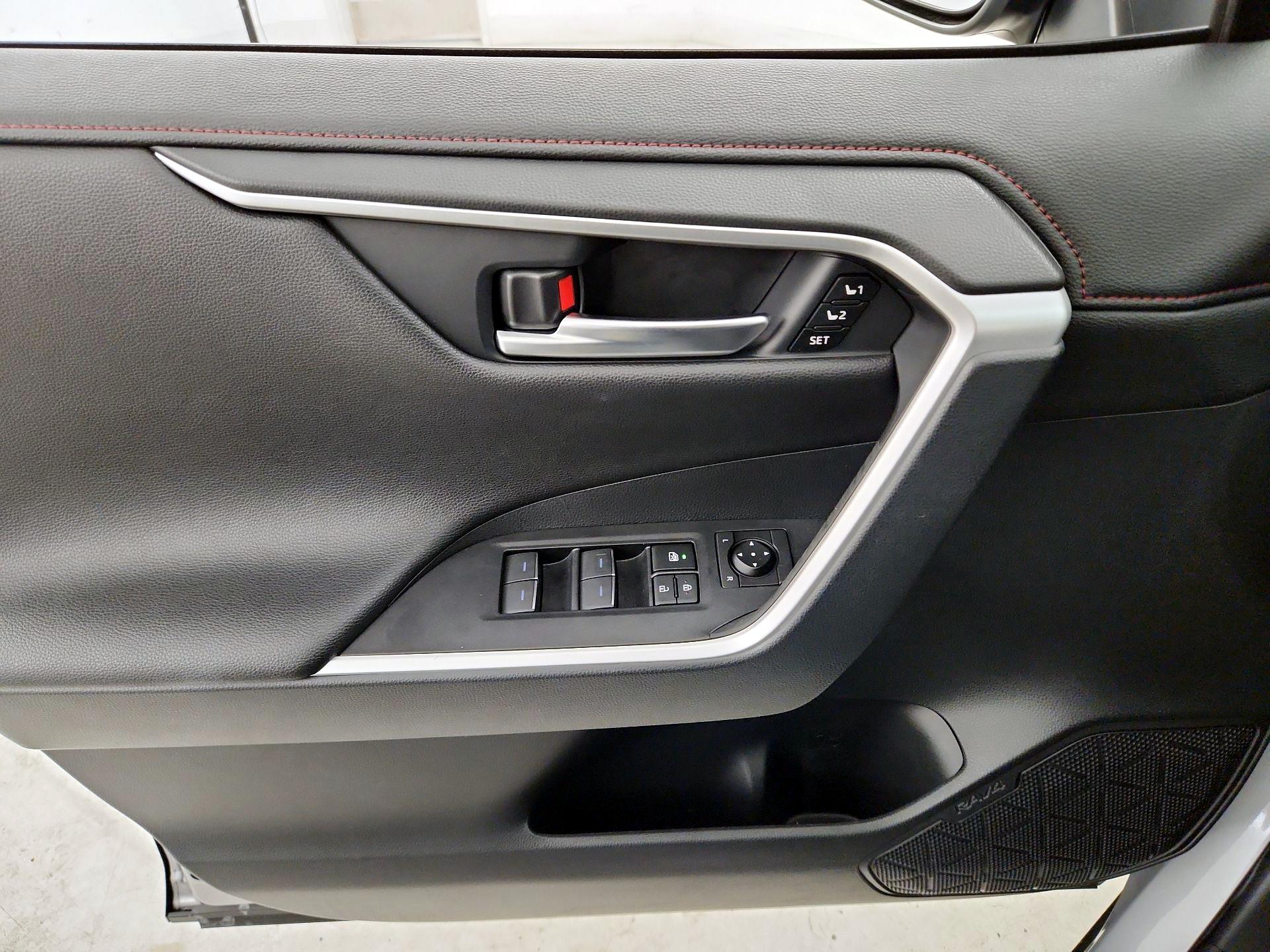 Thumbnail: 2024 Toyota RAV4 - 12