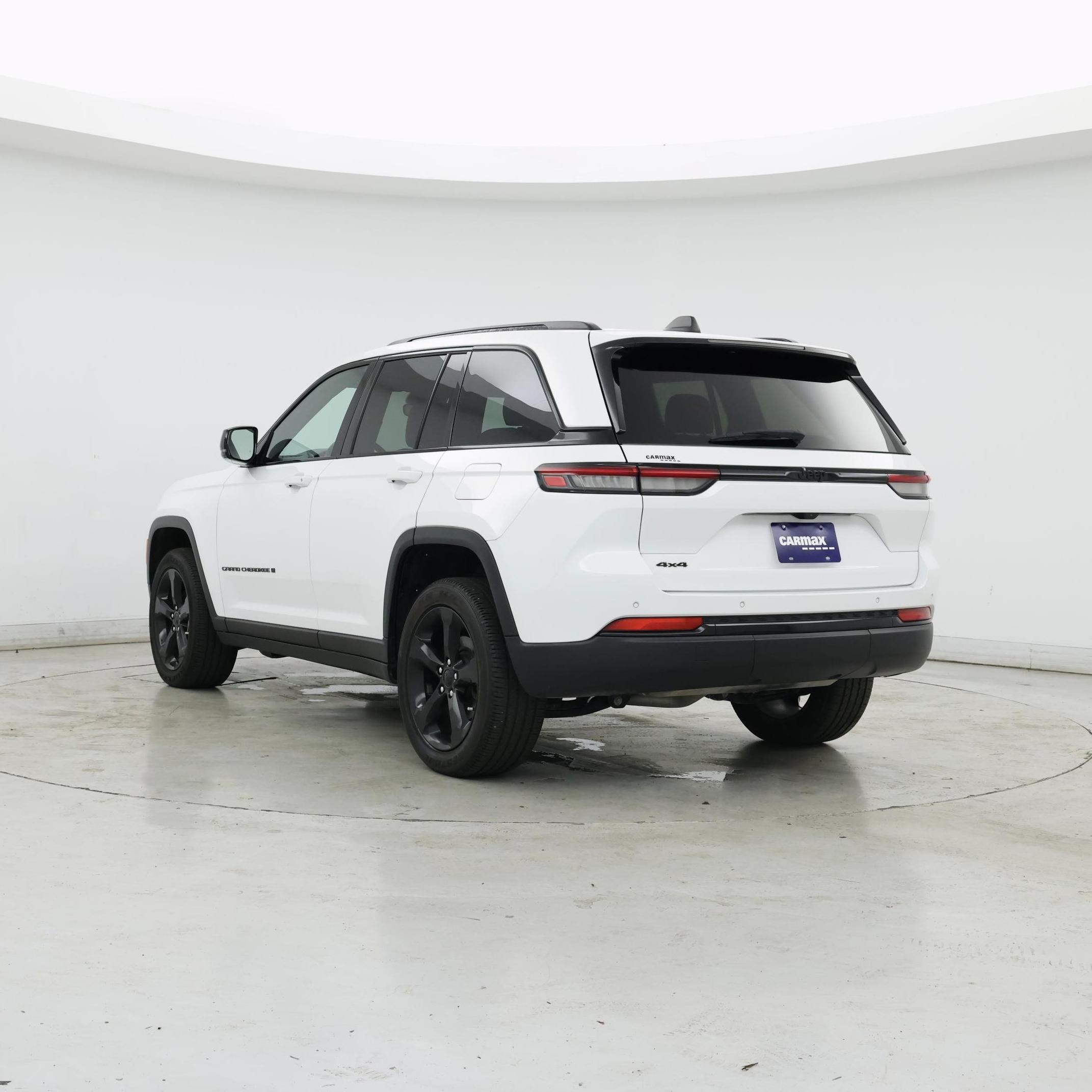 Thumbnail: 2023 Jeep Grand Cherokee - 2