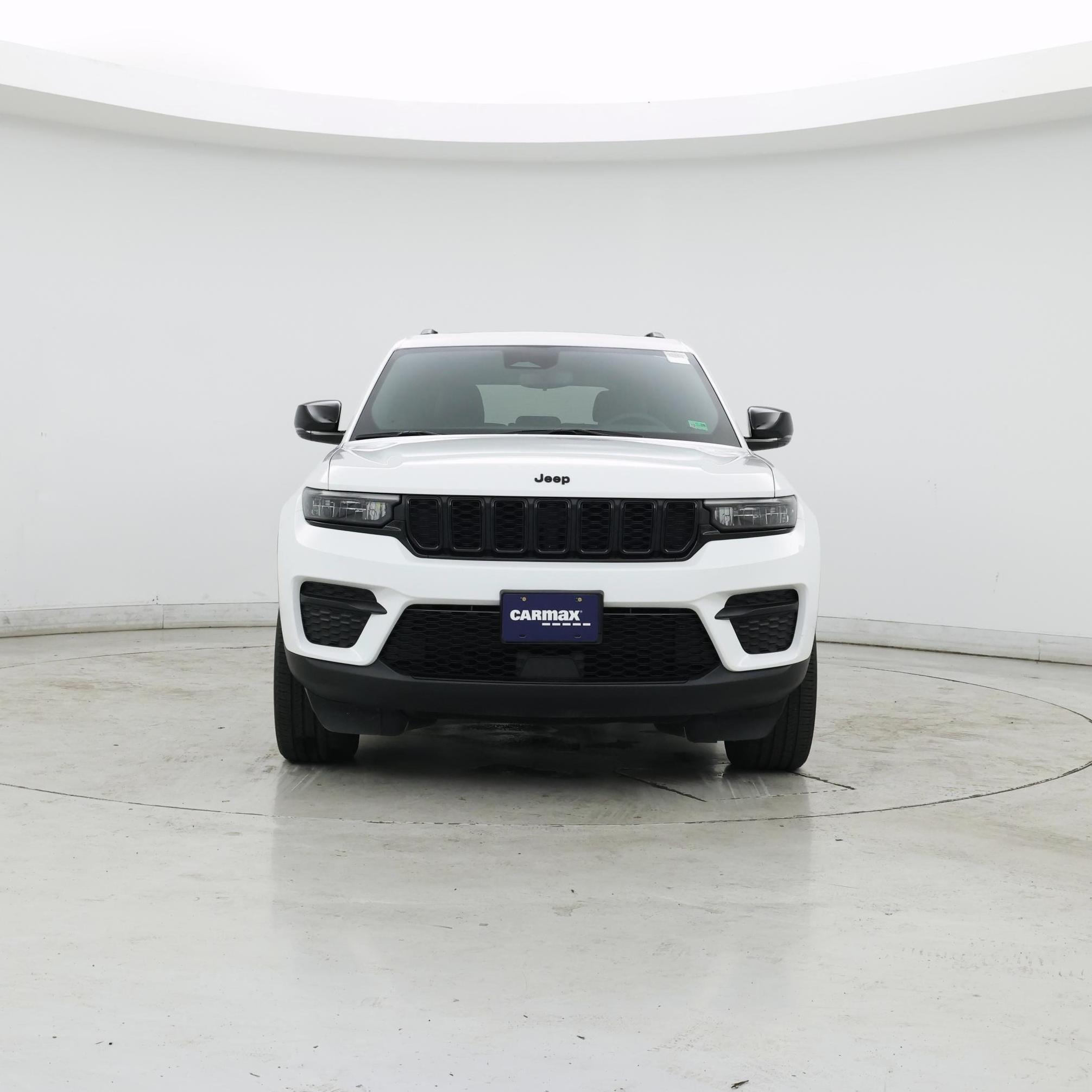 Thumbnail: 2023 Jeep Grand Cherokee - 5