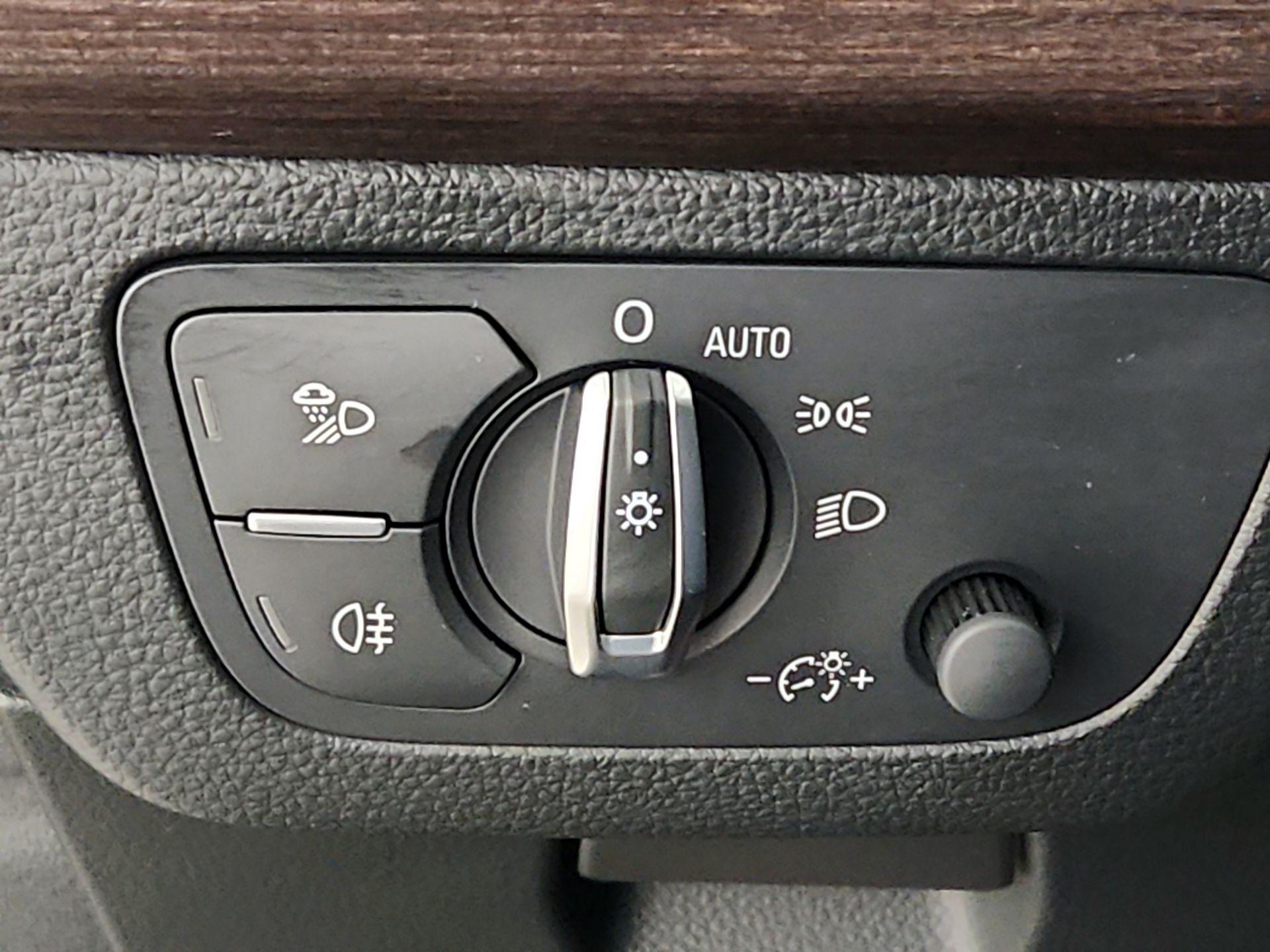 Thumbnail: 2022 Audi Q5 - 13