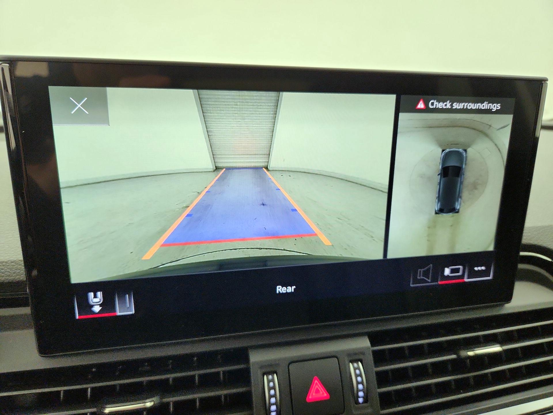 Thumbnail: 2022 Audi Q5 - 15